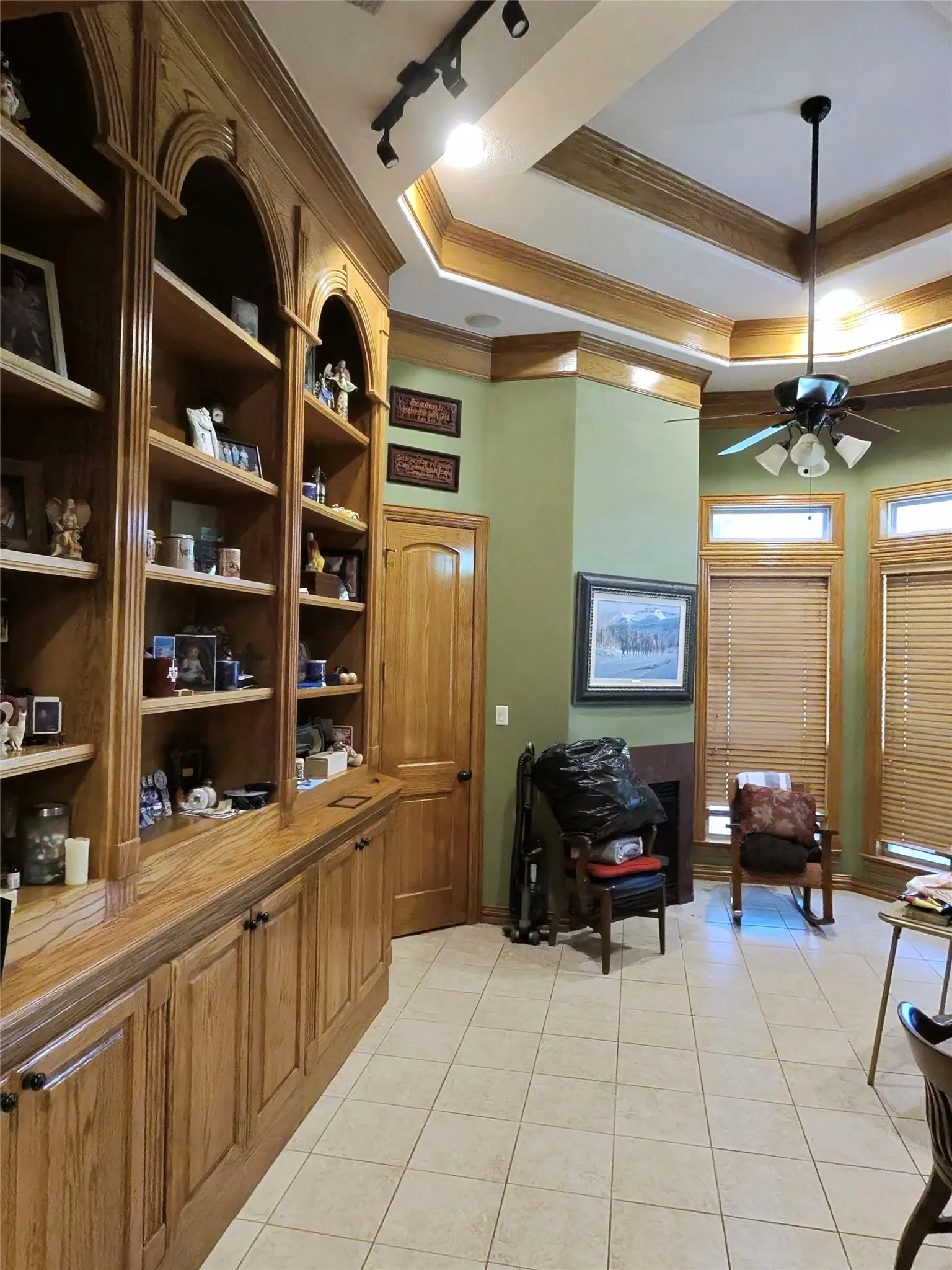 Single Family Residence For Sale in Parker County , 570 Harmony Circle, Weatherford, Texas 76087, 4 Bedroom, 4 Bathroom, 2 Garage spaces, 4,460 Sqft, built in 2006, mls#21404739, Real Estate Agent in Weatherford, Homes For Sale in Parker county, Homes For Sale in Weatherford, Realtor in Weatherford Texas, Real Estate Brokerage Independent Realty Texas, Luminita Cordes Realtor