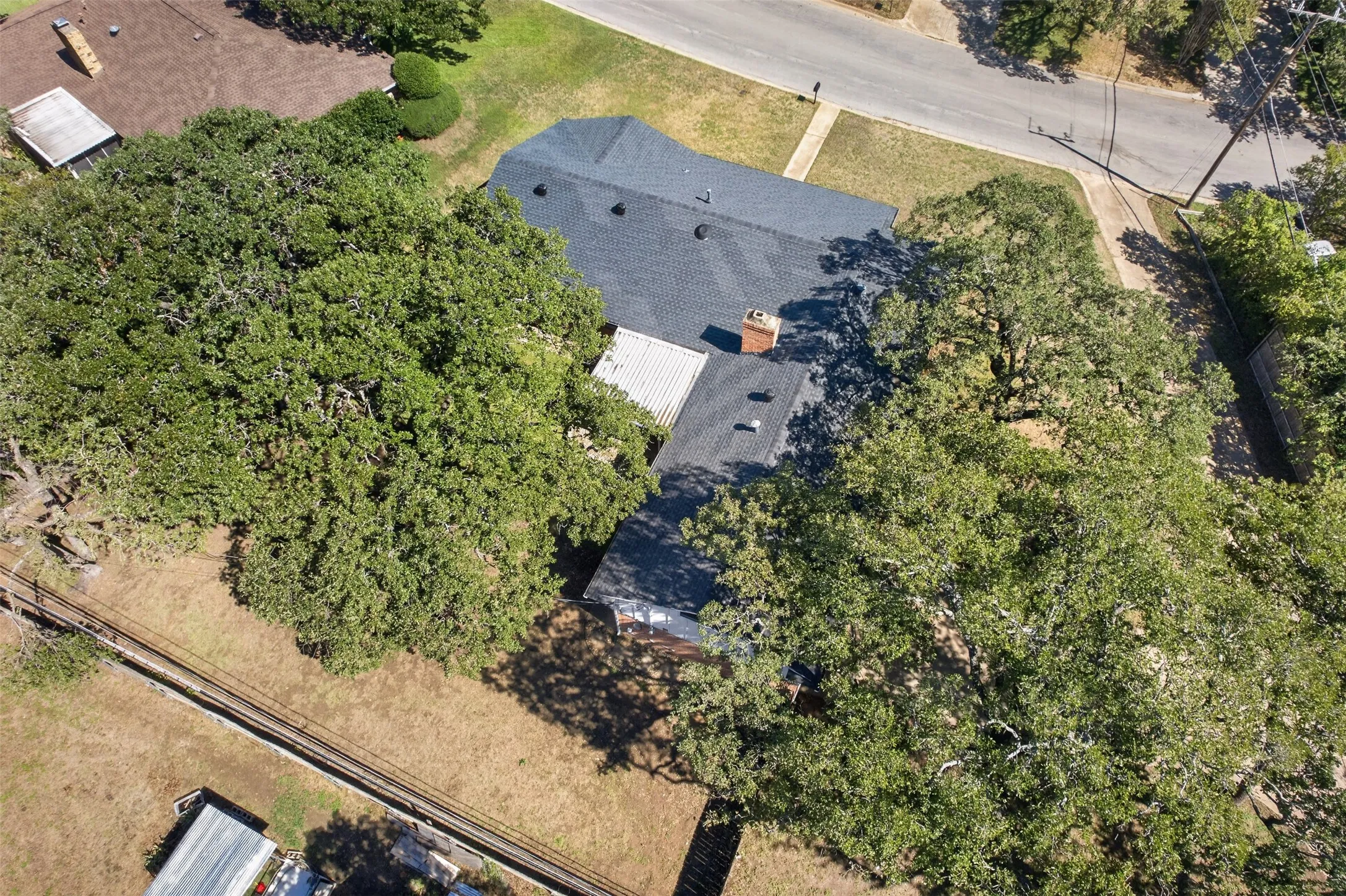 Single Family Residence For Sale in Tarrant County , 6109 Price Drive, North Richland Hills, Texas 76180, 5 Bedroom, 3 Bathroom, 2 Garage spaces, 2,484 Sqft, built in 1966, mls#21402193, Real Estate Agent in North Richland Hills, Homes For Sale in Tarrant county, Homes For Sale in North Richland Hills, Realtor in North Richland Hills Texas, Real Estate Brokerage Independent Realty Texas, Luminita Cordes Realtor