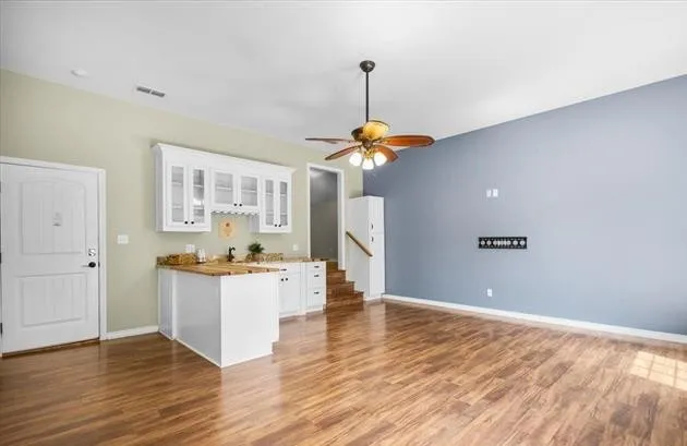 Single Family Residence For Sale in Smith County , 15176 County Road 472, Tyler, Texas 75706, 7 Bedroom, 4 Bathroom, 4 Garage spaces, 4,720 Sqft, built in 2007, mls#21404639, Real Estate Agent in Tyler, Homes For Sale in Smith county, Homes For Sale in Tyler, Realtor in Tyler Texas, Real Estate Brokerage Independent Realty Texas, Luminita Cordes Realtor