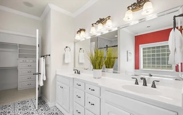 Single Family Residence For Sale in Smith County , 15176 County Road 472, Tyler, Texas 75706, 7 Bedroom, 4 Bathroom, 4 Garage spaces, 4,720 Sqft, built in 2007, mls#21404639, Real Estate Agent in Tyler, Homes For Sale in Smith county, Homes For Sale in Tyler, Realtor in Tyler Texas, Real Estate Brokerage Independent Realty Texas, Luminita Cordes Realtor