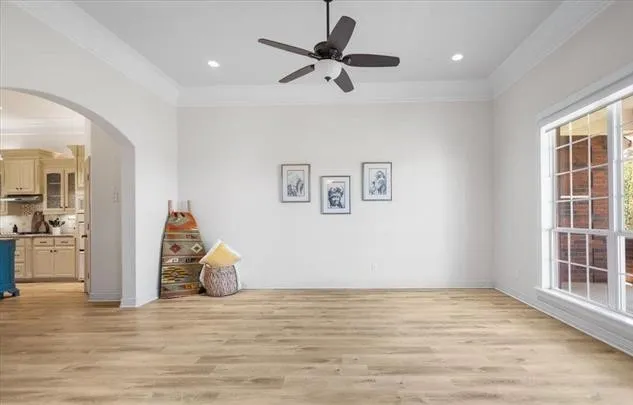 Single Family Residence For Sale in Smith County , 15176 County Road 472, Tyler, Texas 75706, 7 Bedroom, 4 Bathroom, 4 Garage spaces, 4,720 Sqft, built in 2007, mls#21404639, Real Estate Agent in Tyler, Homes For Sale in Smith county, Homes For Sale in Tyler, Realtor in Tyler Texas, Real Estate Brokerage Independent Realty Texas, Luminita Cordes Realtor