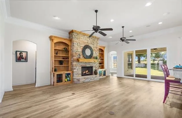 Single Family Residence For Sale in Smith County , 15176 County Road 472, Tyler, Texas 75706, 7 Bedroom, 4 Bathroom, 4 Garage spaces, 4,720 Sqft, built in 2007, mls#21404639, Real Estate Agent in Tyler, Homes For Sale in Smith county, Homes For Sale in Tyler, Realtor in Tyler Texas, Real Estate Brokerage Independent Realty Texas, Luminita Cordes Realtor