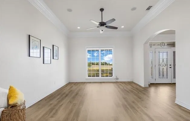 Single Family Residence For Sale in Smith County , 15176 County Road 472, Tyler, Texas 75706, 7 Bedroom, 4 Bathroom, 4 Garage spaces, 4,720 Sqft, built in 2007, mls#21404639, Real Estate Agent in Tyler, Homes For Sale in Smith county, Homes For Sale in Tyler, Realtor in Tyler Texas, Real Estate Brokerage Independent Realty Texas, Luminita Cordes Realtor