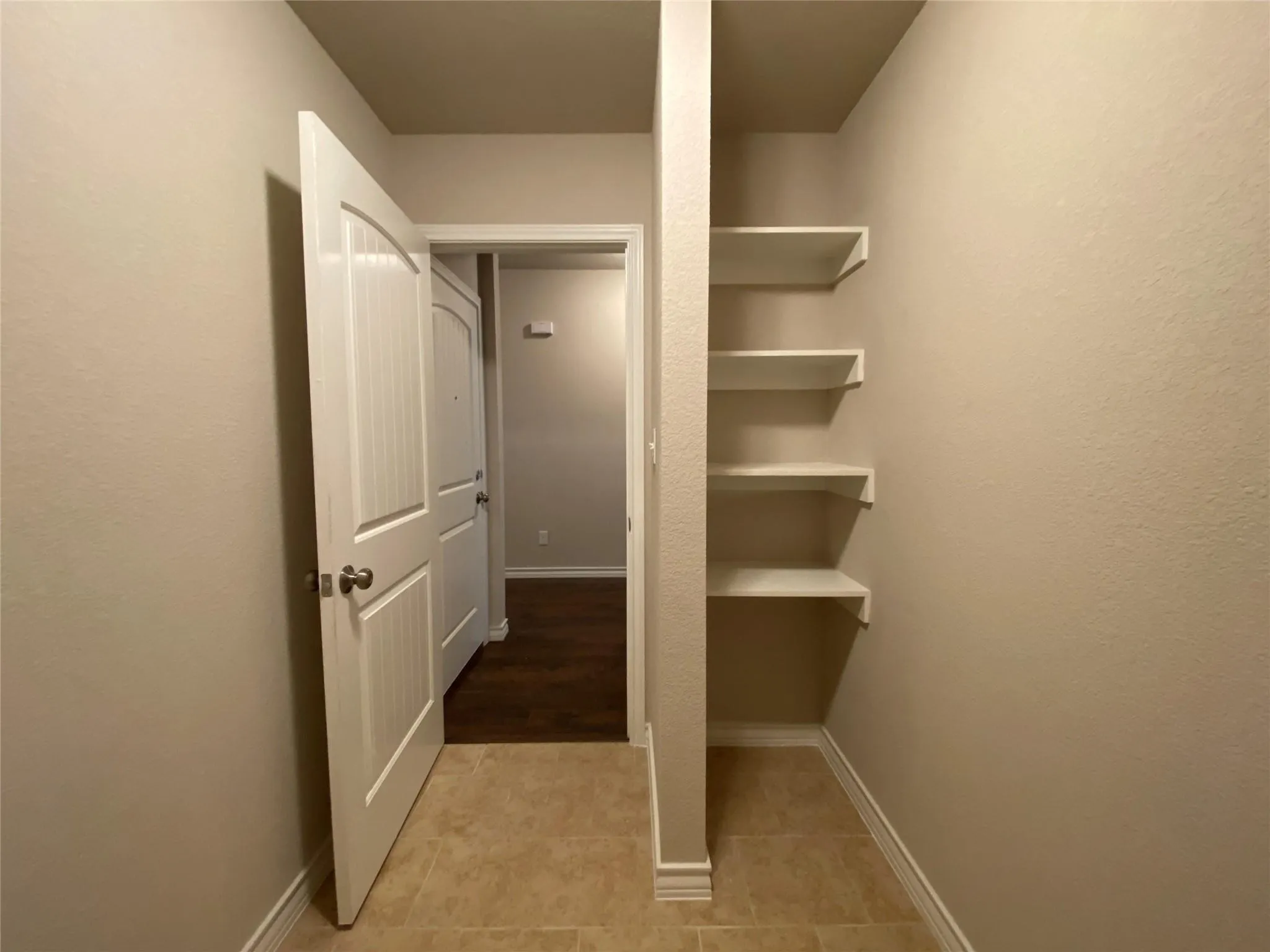 Single Family Residence For Rent in Tarrant County , 1304 E Magnolia Avenue, Fort Worth, Texas 76104, 3 Bedroom, 2 Bathroom, 1 Garage spaces, 1,216 Sqft, built in 2019, mls#21404742, Real Estate Agent in Fort Worth, Homes For Rent in Tarrant county, Homes For Rent in Fort Worth, Realtor in Fort Worth Texas, Real Estate Brokerage Independent Realty Texas, Luminita Cordes Realtor