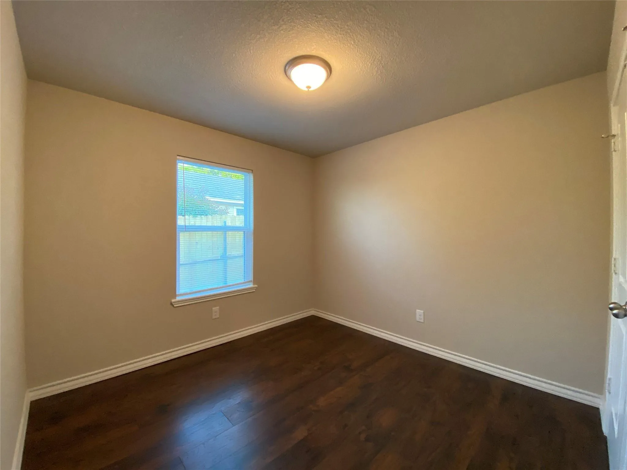 Single Family Residence For Rent in Tarrant County , 1304 E Magnolia Avenue, Fort Worth, Texas 76104, 3 Bedroom, 2 Bathroom, 1 Garage spaces, 1,216 Sqft, built in 2019, mls#21404742, Real Estate Agent in Fort Worth, Homes For Rent in Tarrant county, Homes For Rent in Fort Worth, Realtor in Fort Worth Texas, Real Estate Brokerage Independent Realty Texas, Luminita Cordes Realtor