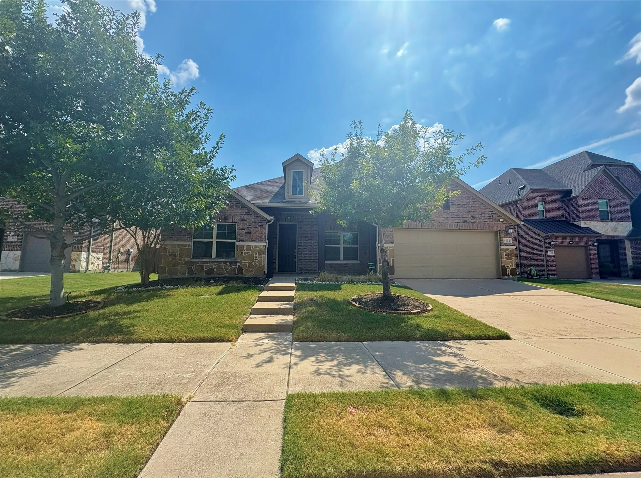 Single Family Residence For Rent in Collin County , 1604 Indigo Trail, Allen, Texas 75002, 4 Bedroom, 4 Bathroom, 2 Garage spaces, 2,774 Sqft, built in 2017, mls#21404751, Real Estate Agent in Allen, Homes For Rent in Collin county, Homes For Rent in Allen, Realtor in Allen Texas, Real Estate Brokerage Independent Realty Texas, Luminita Cordes Realtor