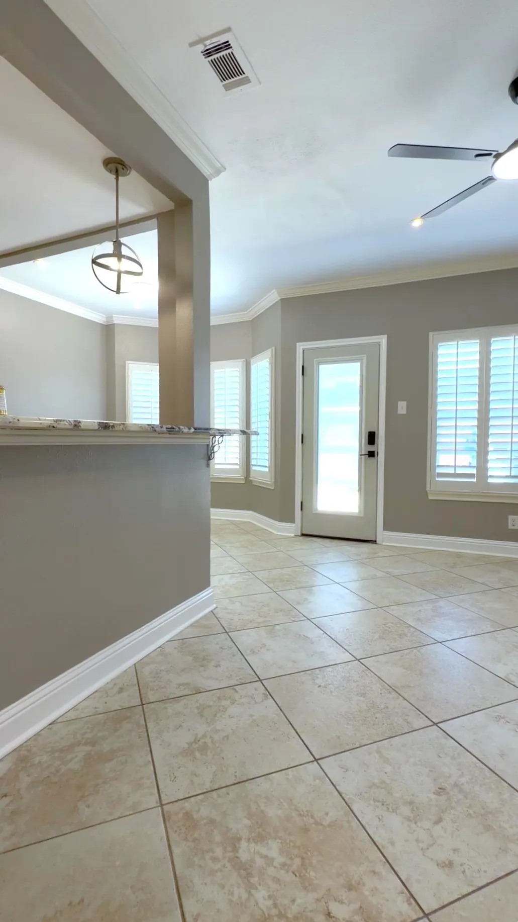 Townhouse For Rent in Dallas County , 625 Trailwood Court, Garland, Texas 75043, 3 Bedroom, 3 Bathroom, Garage spaces, 1,584 Sqft, built in 1973, mls#21404749, Real Estate Agent in Garland, Homes For Rent in Dallas county, Homes For Rent in Garland, Realtor in Garland Texas, Real Estate Brokerage Independent Realty Texas, Luminita Cordes Realtor