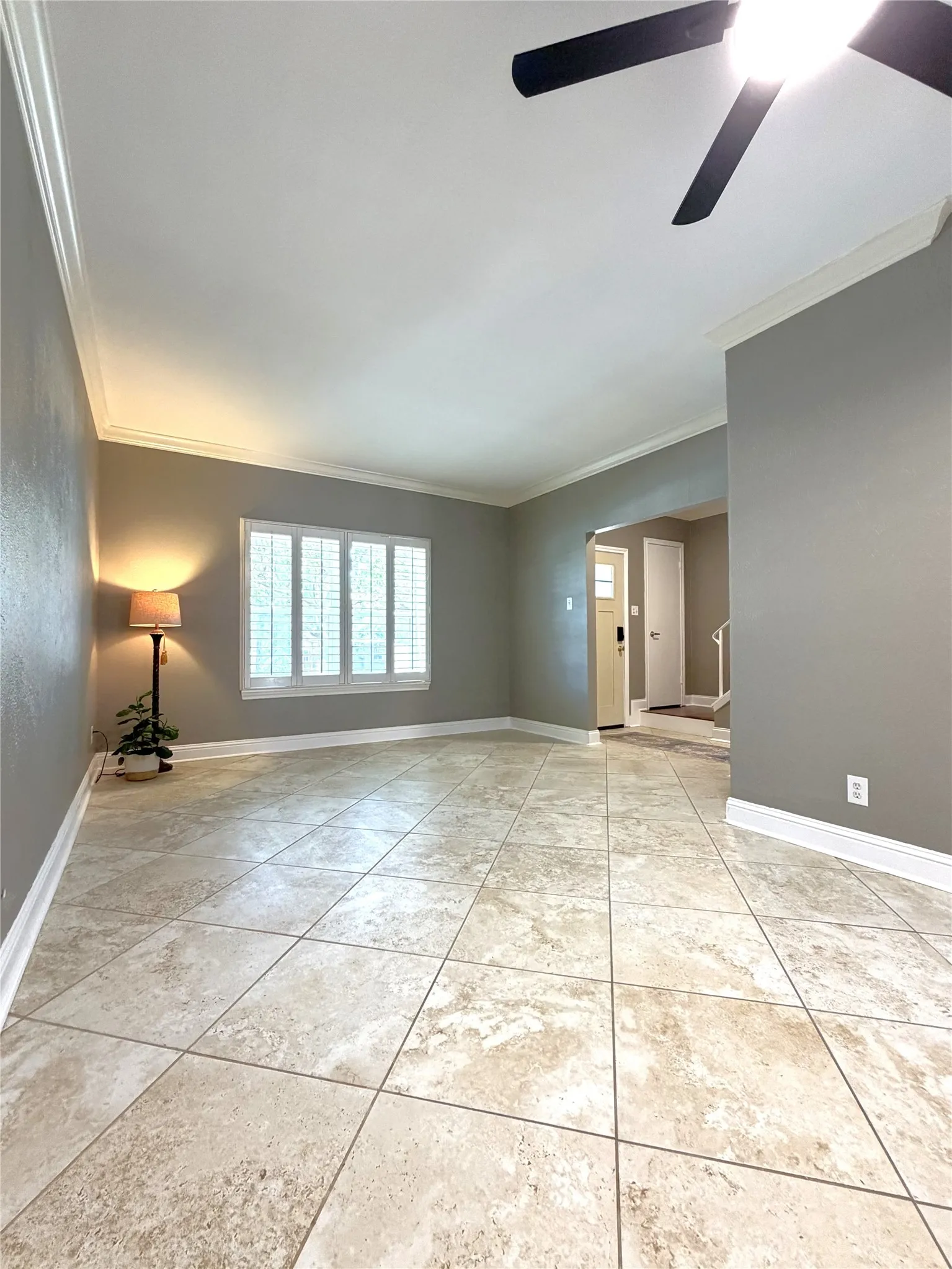 Townhouse For Rent in Dallas County , 625 Trailwood Court, Garland, Texas 75043, 3 Bedroom, 3 Bathroom, Garage spaces, 1,584 Sqft, built in 1973, mls#21404749, Real Estate Agent in Garland, Homes For Rent in Dallas county, Homes For Rent in Garland, Realtor in Garland Texas, Real Estate Brokerage Independent Realty Texas, Luminita Cordes Realtor