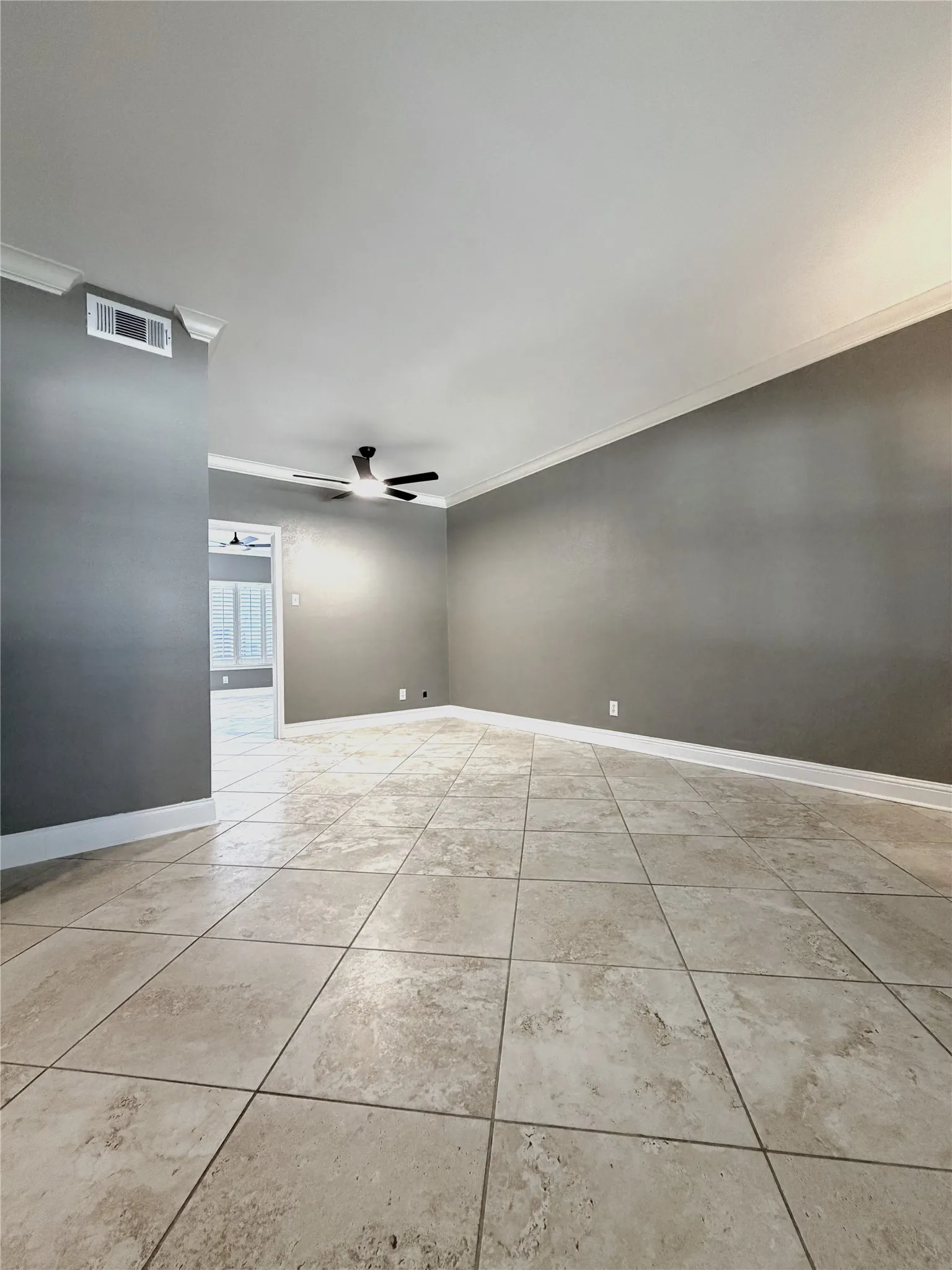Townhouse For Rent in Dallas County , 625 Trailwood Court, Garland, Texas 75043, 3 Bedroom, 3 Bathroom, Garage spaces, 1,584 Sqft, built in 1973, mls#21404749, Real Estate Agent in Garland, Homes For Rent in Dallas county, Homes For Rent in Garland, Realtor in Garland Texas, Real Estate Brokerage Independent Realty Texas, Luminita Cordes Realtor