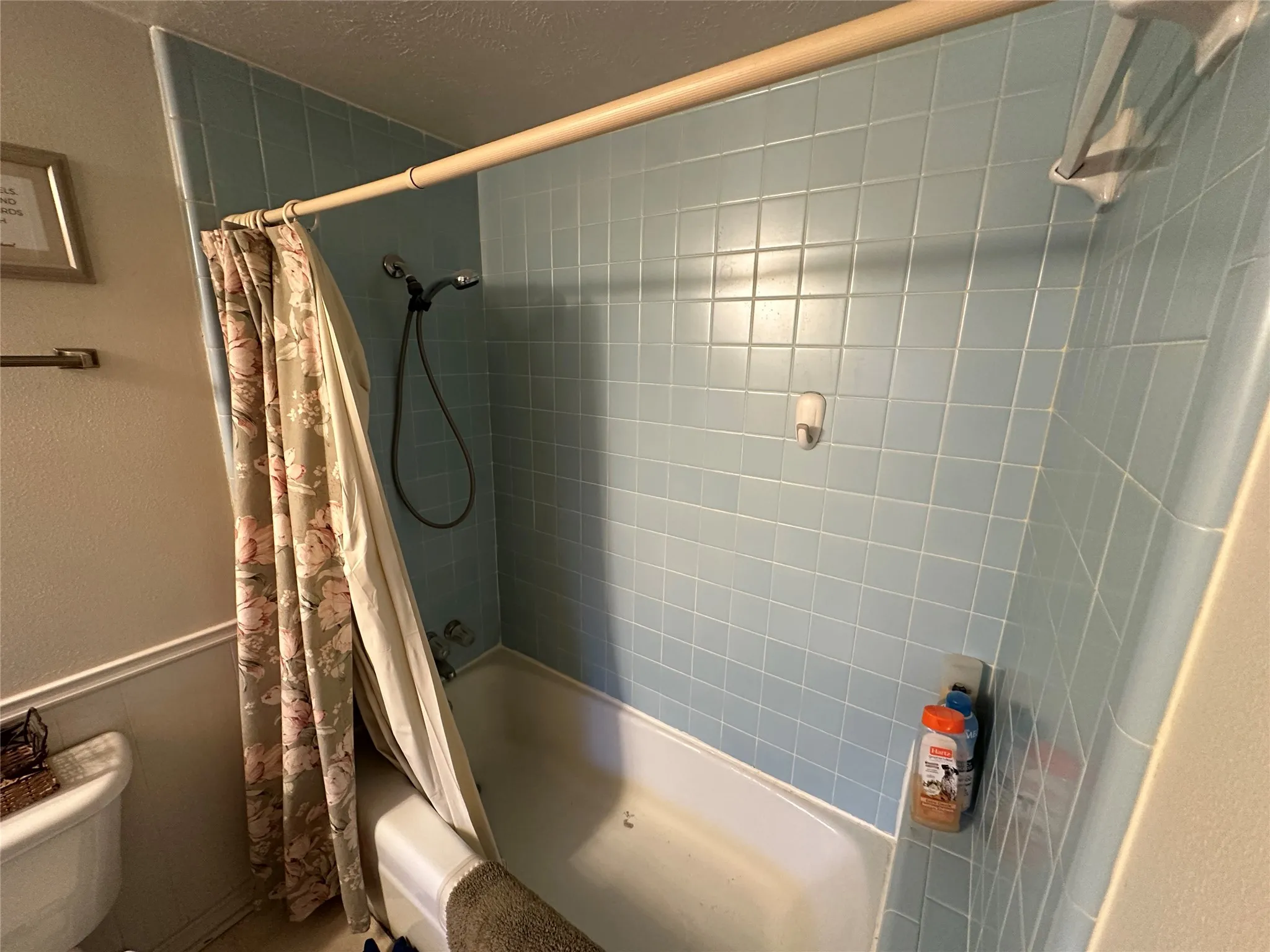Single Family Residence For Sale in Dallas County , 7310 Whispering Pines Drive, Dallas, Texas 75248, 4 Bedroom, 3 Bathroom, 2 Garage spaces, 2,376 Sqft, built in 1971, mls#21404175, Real Estate Agent in Dallas, Homes For Sale in Dallas county, Homes For Sale in Dallas, Realtor in Dallas Texas, Real Estate Brokerage Independent Realty Texas, Luminita Cordes Realtor