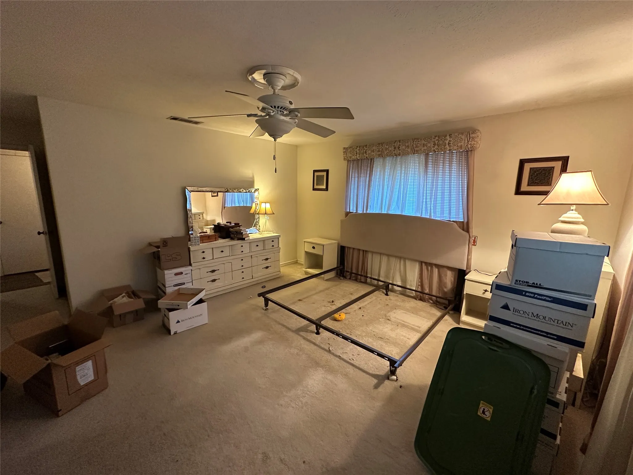 Single Family Residence For Sale in Dallas County , 7310 Whispering Pines Drive, Dallas, Texas 75248, 4 Bedroom, 3 Bathroom, 2 Garage spaces, 2,376 Sqft, built in 1971, mls#21404175, Real Estate Agent in Dallas, Homes For Sale in Dallas county, Homes For Sale in Dallas, Realtor in Dallas Texas, Real Estate Brokerage Independent Realty Texas, Luminita Cordes Realtor
