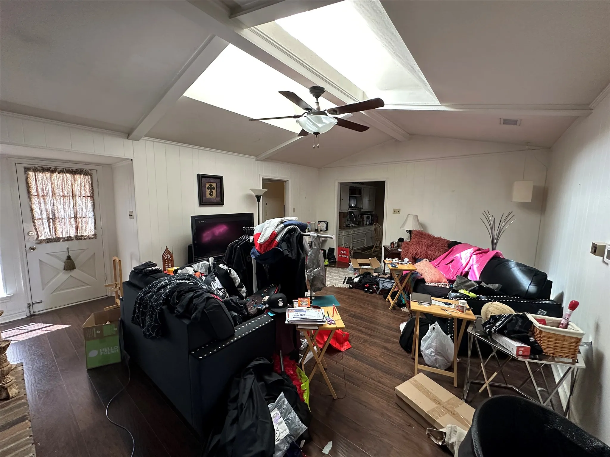 Single Family Residence For Sale in Dallas County , 7310 Whispering Pines Drive, Dallas, Texas 75248, 4 Bedroom, 3 Bathroom, 2 Garage spaces, 2,376 Sqft, built in 1971, mls#21404175, Real Estate Agent in Dallas, Homes For Sale in Dallas county, Homes For Sale in Dallas, Realtor in Dallas Texas, Real Estate Brokerage Independent Realty Texas, Luminita Cordes Realtor