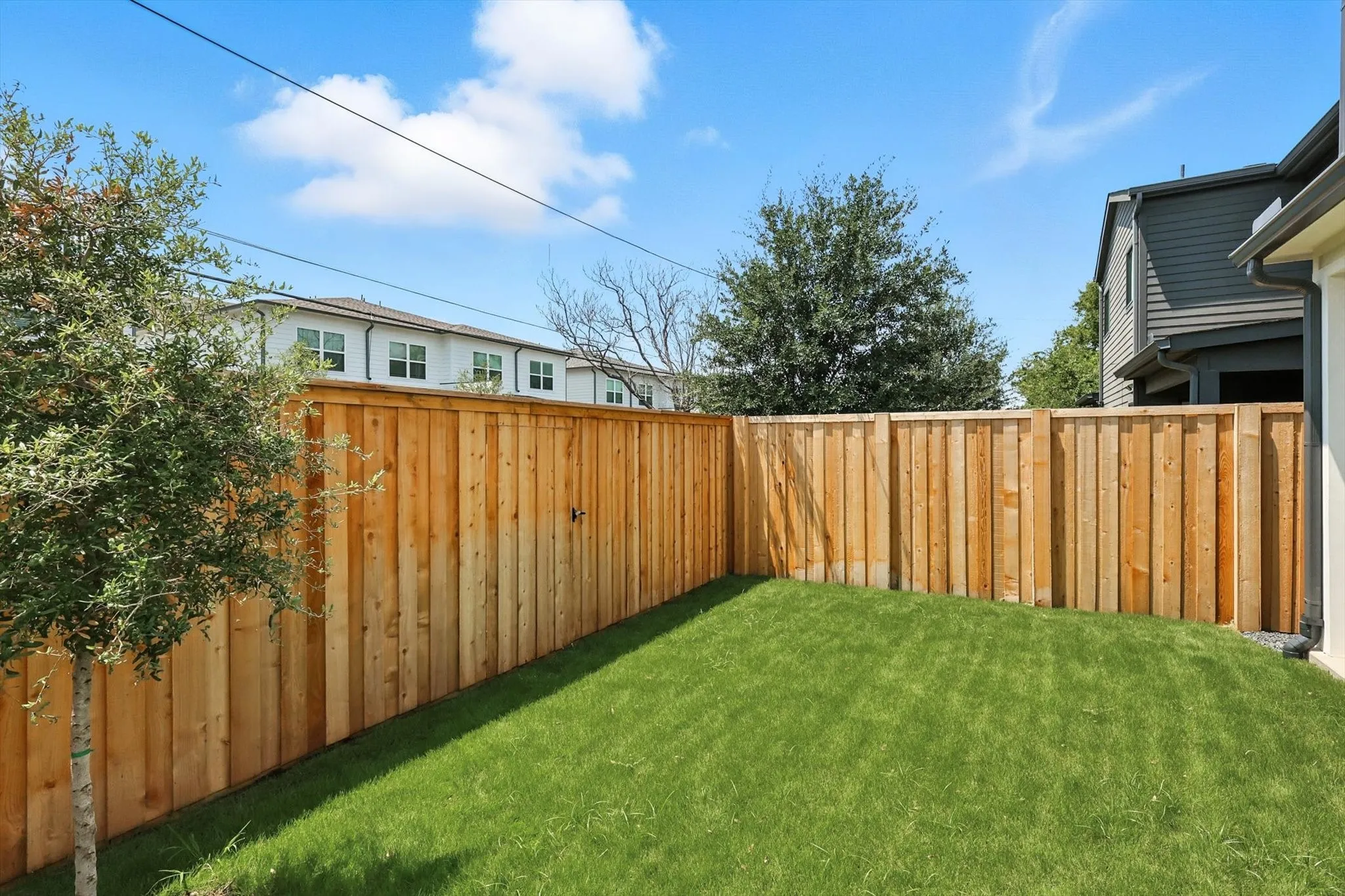 Duplex For Rent in Dallas County , 4604 Hopkins, Dallas, Texas 75209, 3 Bedroom, 3 Bathroom, 2 Garage spaces, 2,780 Sqft, built in 2025, mls#21404753, Real Estate Agent in Dallas, Homes For Rent in Dallas county, Homes For Rent in Dallas, Realtor in Dallas Texas, Real Estate Brokerage Independent Realty Texas, Luminita Cordes Realtor