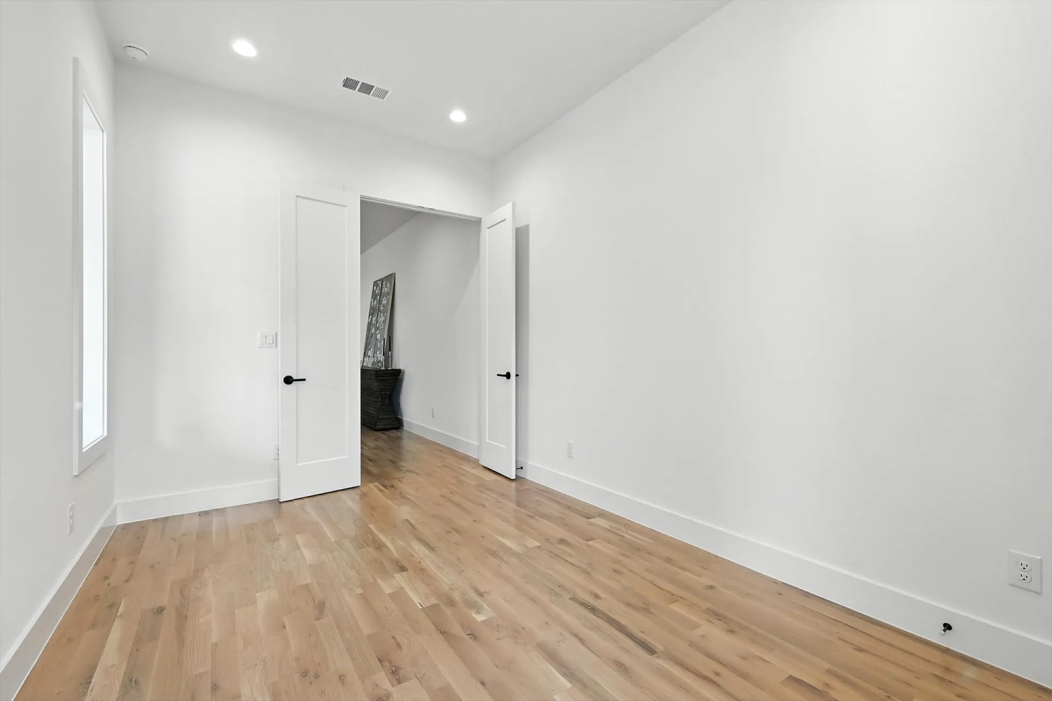 Duplex For Rent in Dallas County , 4604 Hopkins, Dallas, Texas 75209, 3 Bedroom, 3 Bathroom, 2 Garage spaces, 2,780 Sqft, built in 2025, mls#21404753, Real Estate Agent in Dallas, Homes For Rent in Dallas county, Homes For Rent in Dallas, Realtor in Dallas Texas, Real Estate Brokerage Independent Realty Texas, Luminita Cordes Realtor