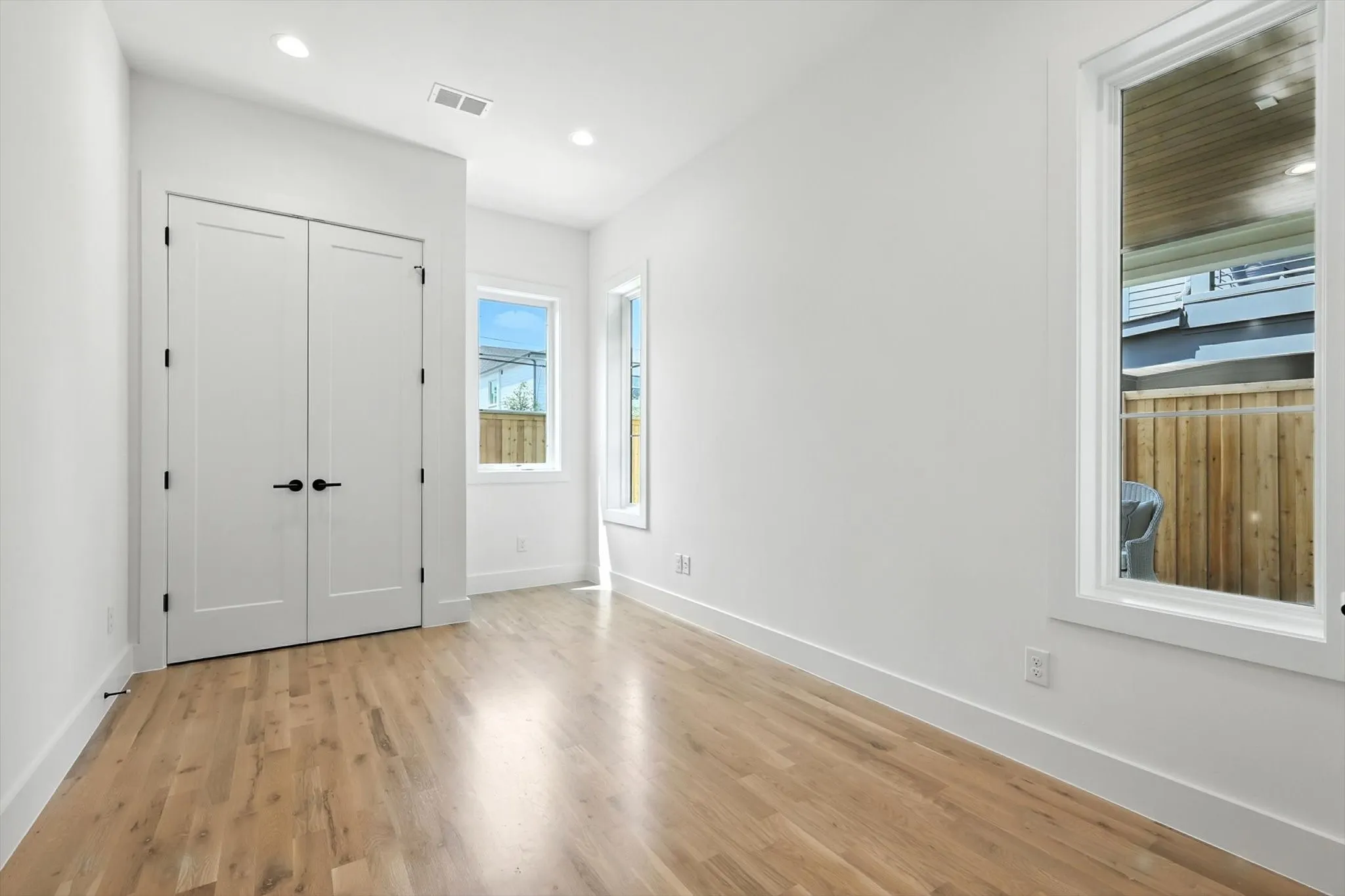 Duplex For Rent in Dallas County , 4604 Hopkins, Dallas, Texas 75209, 3 Bedroom, 3 Bathroom, 2 Garage spaces, 2,780 Sqft, built in 2025, mls#21404753, Real Estate Agent in Dallas, Homes For Rent in Dallas county, Homes For Rent in Dallas, Realtor in Dallas Texas, Real Estate Brokerage Independent Realty Texas, Luminita Cordes Realtor