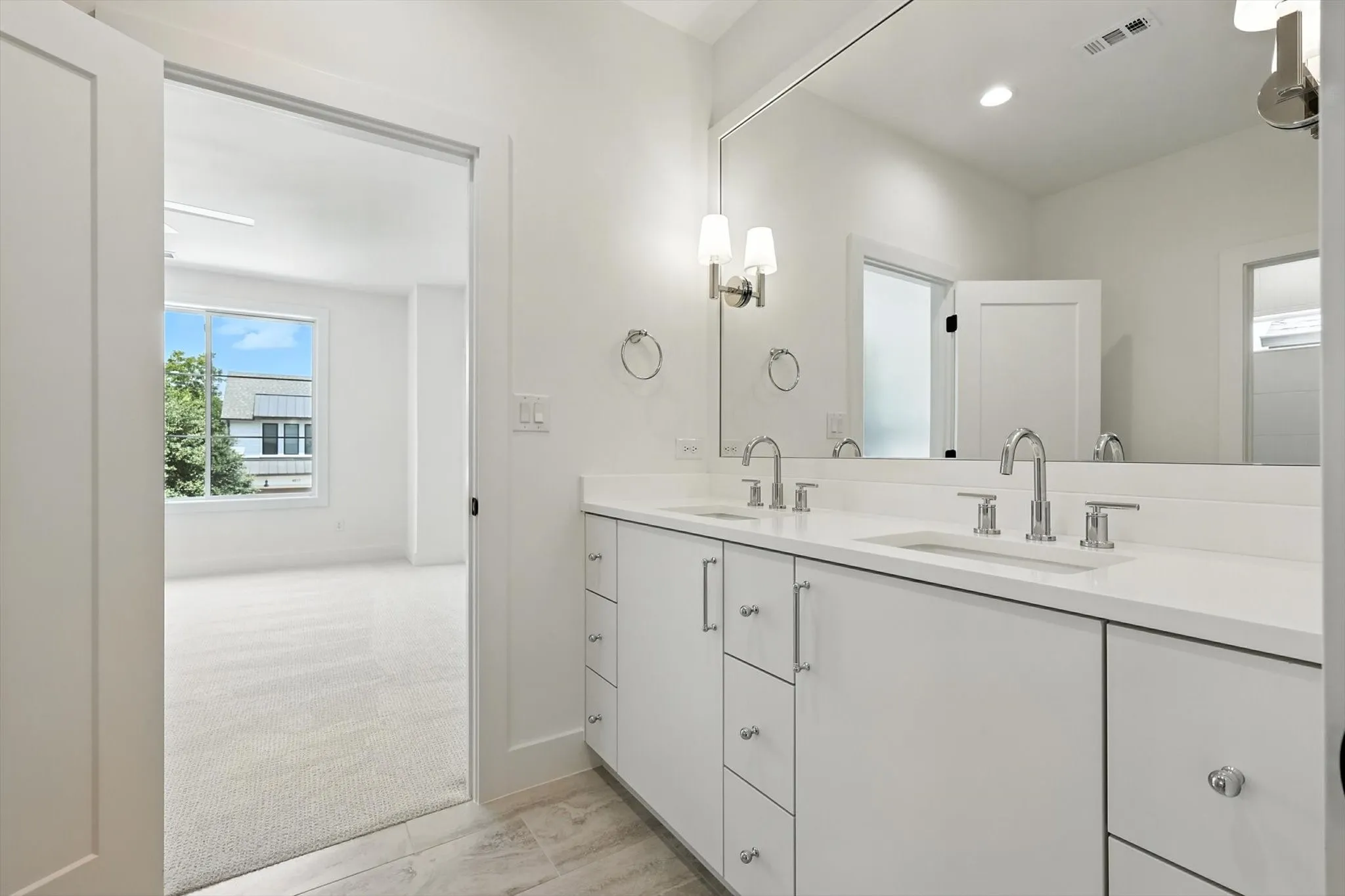 Duplex For Rent in Dallas County , 4604 Hopkins, Dallas, Texas 75209, 3 Bedroom, 3 Bathroom, 2 Garage spaces, 2,780 Sqft, built in 2025, mls#21404753, Real Estate Agent in Dallas, Homes For Rent in Dallas county, Homes For Rent in Dallas, Realtor in Dallas Texas, Real Estate Brokerage Independent Realty Texas, Luminita Cordes Realtor