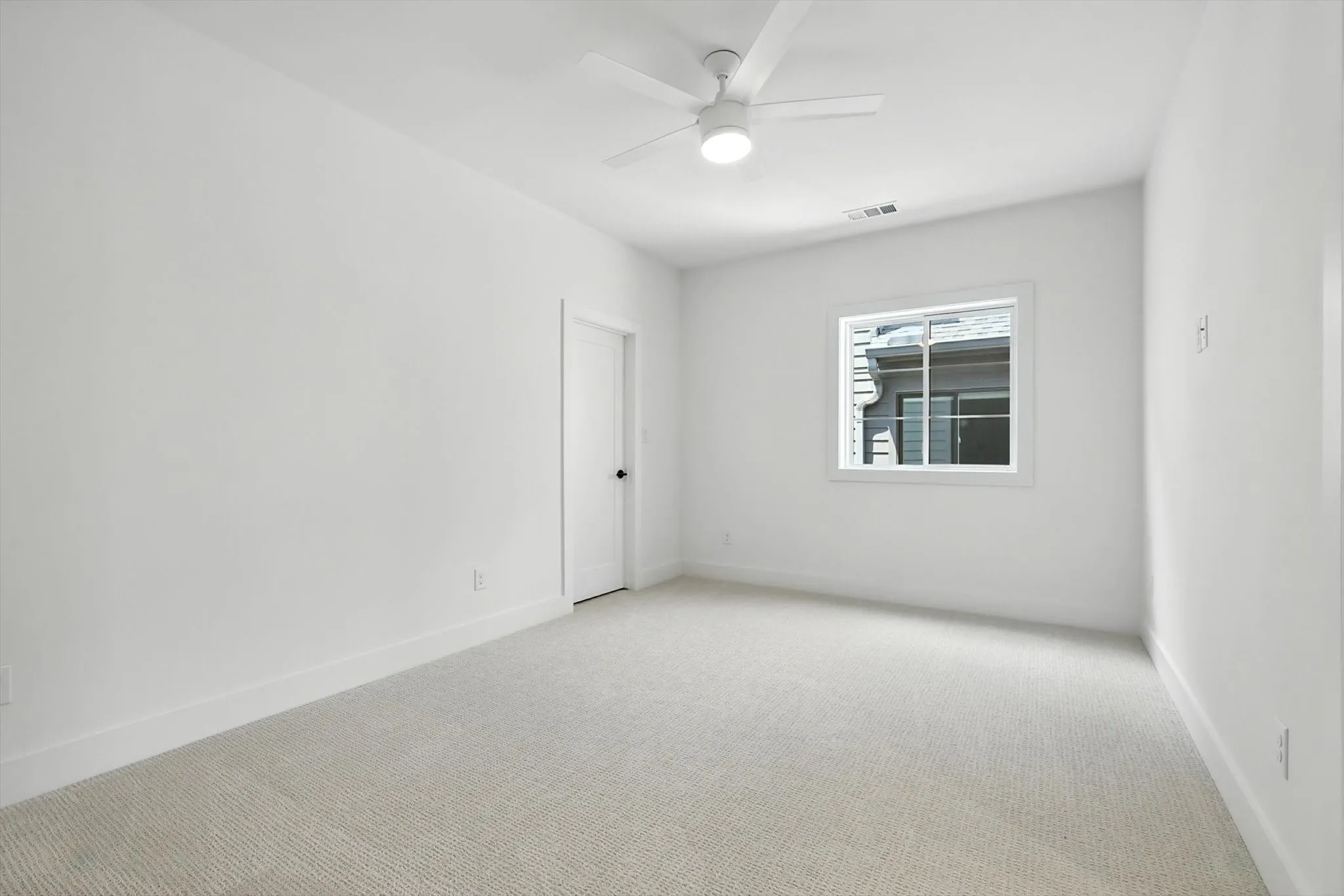 Duplex For Rent in Dallas County , 4604 Hopkins, Dallas, Texas 75209, 3 Bedroom, 3 Bathroom, 2 Garage spaces, 2,780 Sqft, built in 2025, mls#21404753, Real Estate Agent in Dallas, Homes For Rent in Dallas county, Homes For Rent in Dallas, Realtor in Dallas Texas, Real Estate Brokerage Independent Realty Texas, Luminita Cordes Realtor