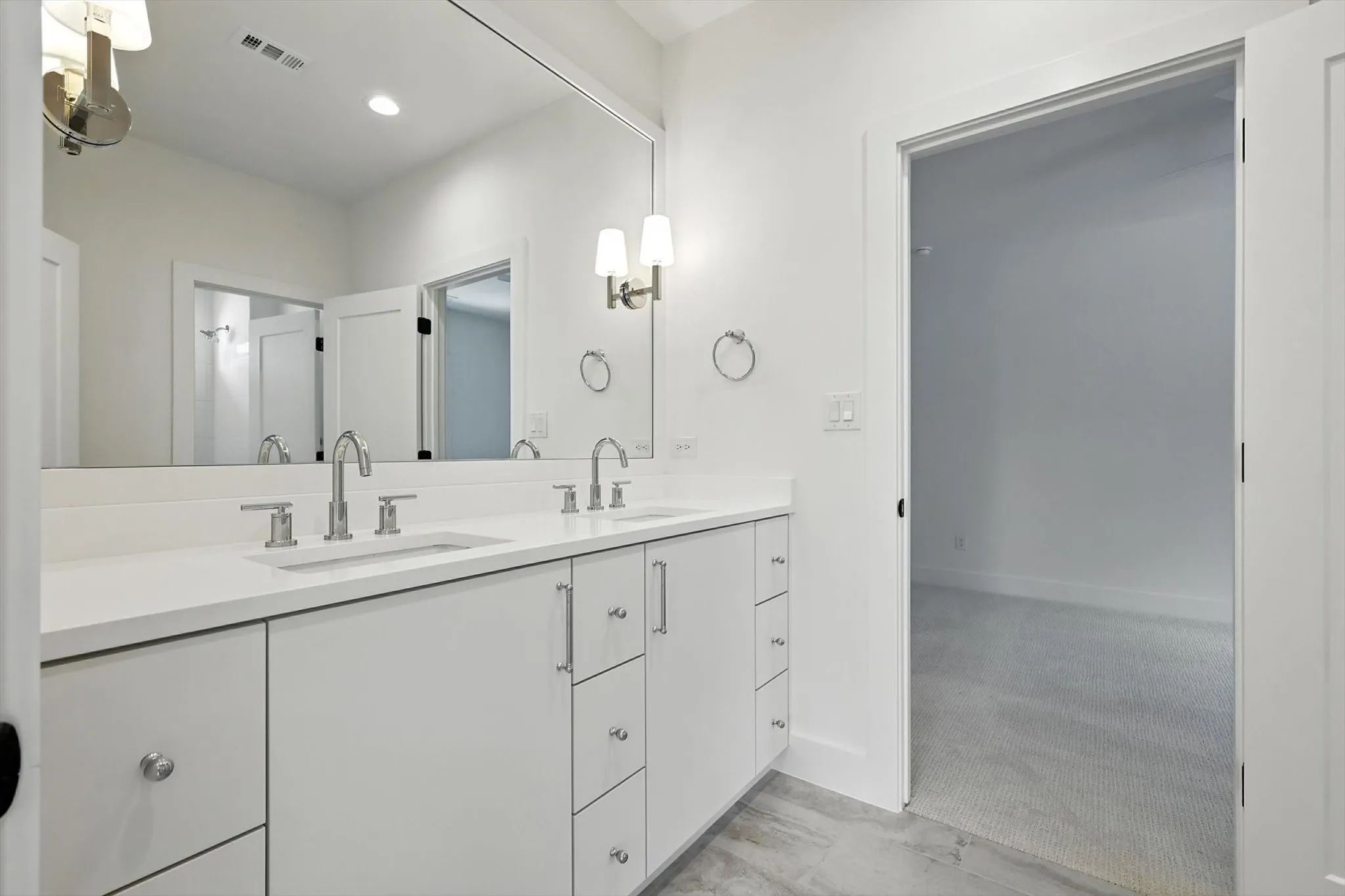 Duplex For Rent in Dallas County , 4604 Hopkins, Dallas, Texas 75209, 3 Bedroom, 3 Bathroom, 2 Garage spaces, 2,780 Sqft, built in 2025, mls#21404753, Real Estate Agent in Dallas, Homes For Rent in Dallas county, Homes For Rent in Dallas, Realtor in Dallas Texas, Real Estate Brokerage Independent Realty Texas, Luminita Cordes Realtor