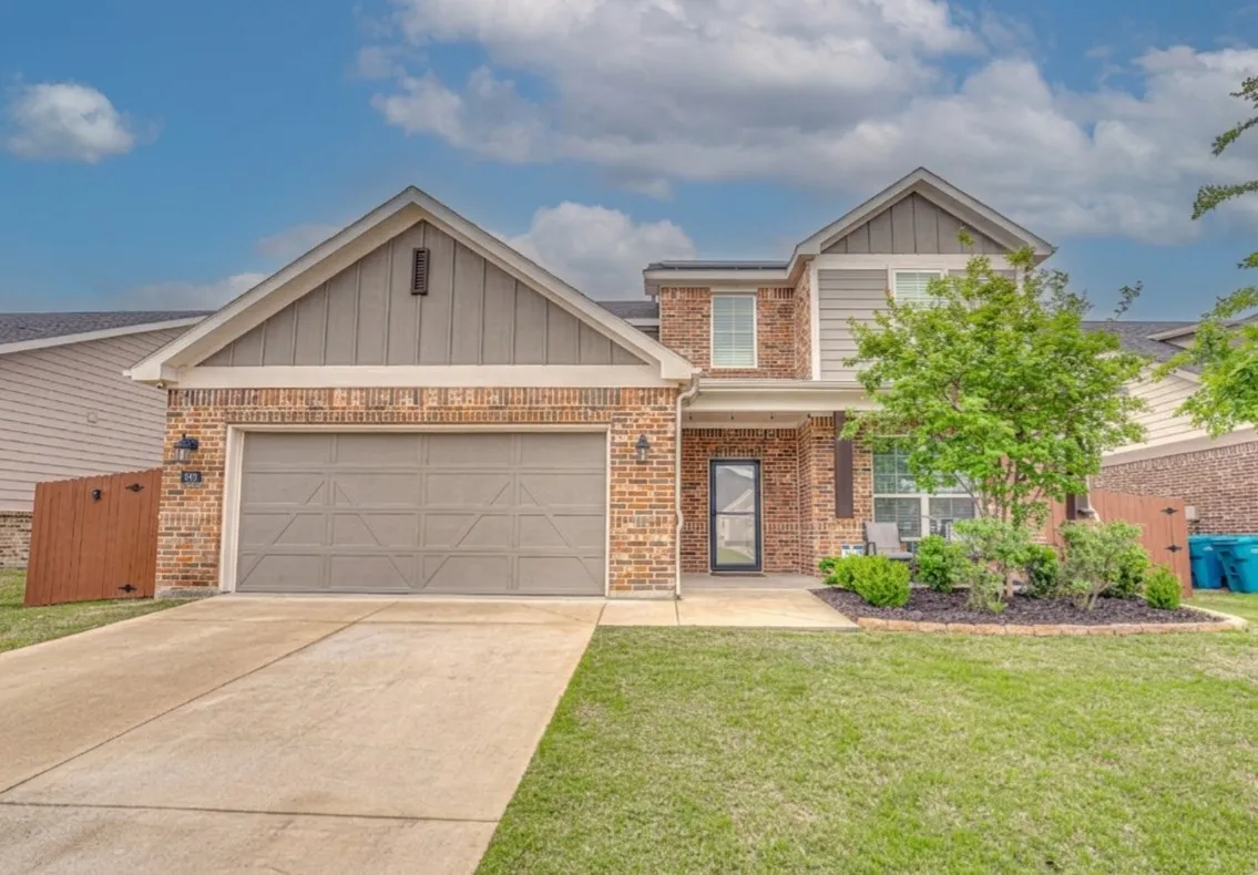 Single Family Residence For Rent in Grayson County , 909 Gambel Drive, Sherman, Texas 75092, 4 Bedroom, 3 Bathroom, 2 Garage spaces, 2,698 Sqft, built in 2021, mls#21403992, Real Estate Agent in Sherman, Homes For Rent in Grayson county, Homes For Rent in Sherman, Realtor in Sherman Texas, Real Estate Brokerage Independent Realty Texas, Luminita Cordes Realtor