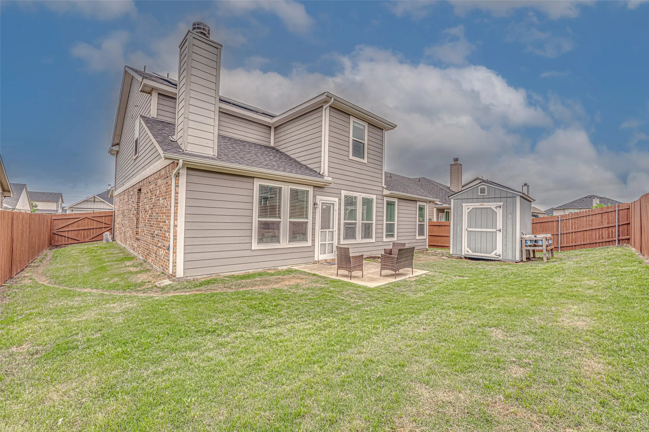 Single Family Residence For Rent in Grayson County , 909 Gambel Drive, Sherman, Texas 75092, 4 Bedroom, 3 Bathroom, 2 Garage spaces, 2,698 Sqft, built in 2021, mls#21403992, Real Estate Agent in Sherman, Homes For Rent in Grayson county, Homes For Rent in Sherman, Realtor in Sherman Texas, Real Estate Brokerage Independent Realty Texas, Luminita Cordes Realtor