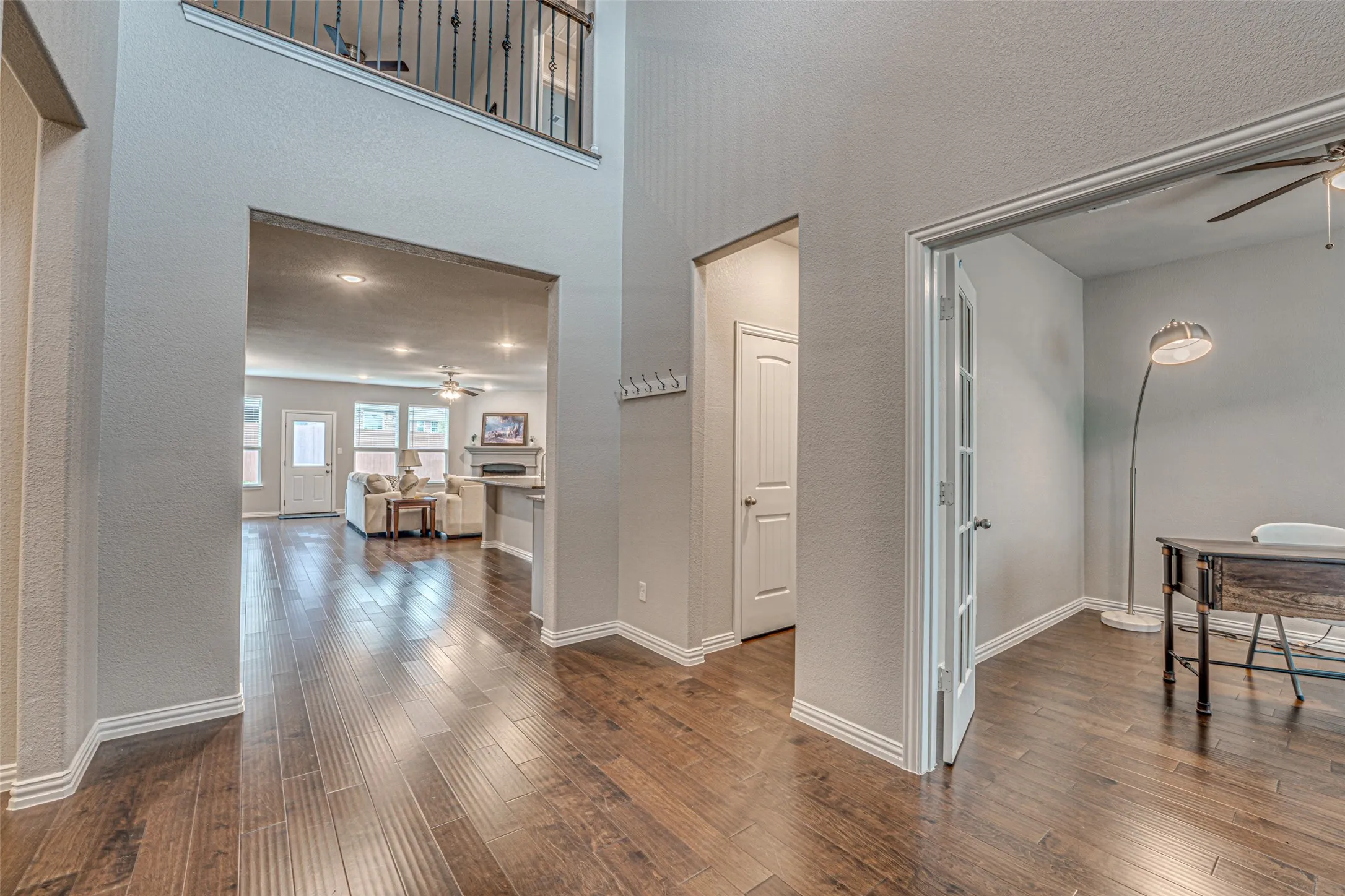Single Family Residence For Rent in Grayson County , 909 Gambel Drive, Sherman, Texas 75092, 4 Bedroom, 3 Bathroom, 2 Garage spaces, 2,698 Sqft, built in 2021, mls#21403992, Real Estate Agent in Sherman, Homes For Rent in Grayson county, Homes For Rent in Sherman, Realtor in Sherman Texas, Real Estate Brokerage Independent Realty Texas, Luminita Cordes Realtor