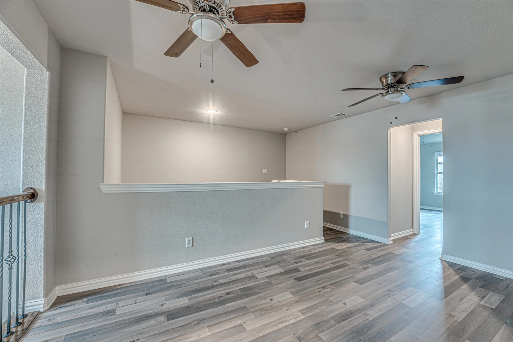 Single Family Residence For Rent in Grayson County , 909 Gambel Drive, Sherman, Texas 75092, 4 Bedroom, 3 Bathroom, 2 Garage spaces, 2,698 Sqft, built in 2021, mls#21403992, Real Estate Agent in Sherman, Homes For Rent in Grayson county, Homes For Rent in Sherman, Realtor in Sherman Texas, Real Estate Brokerage Independent Realty Texas, Luminita Cordes Realtor