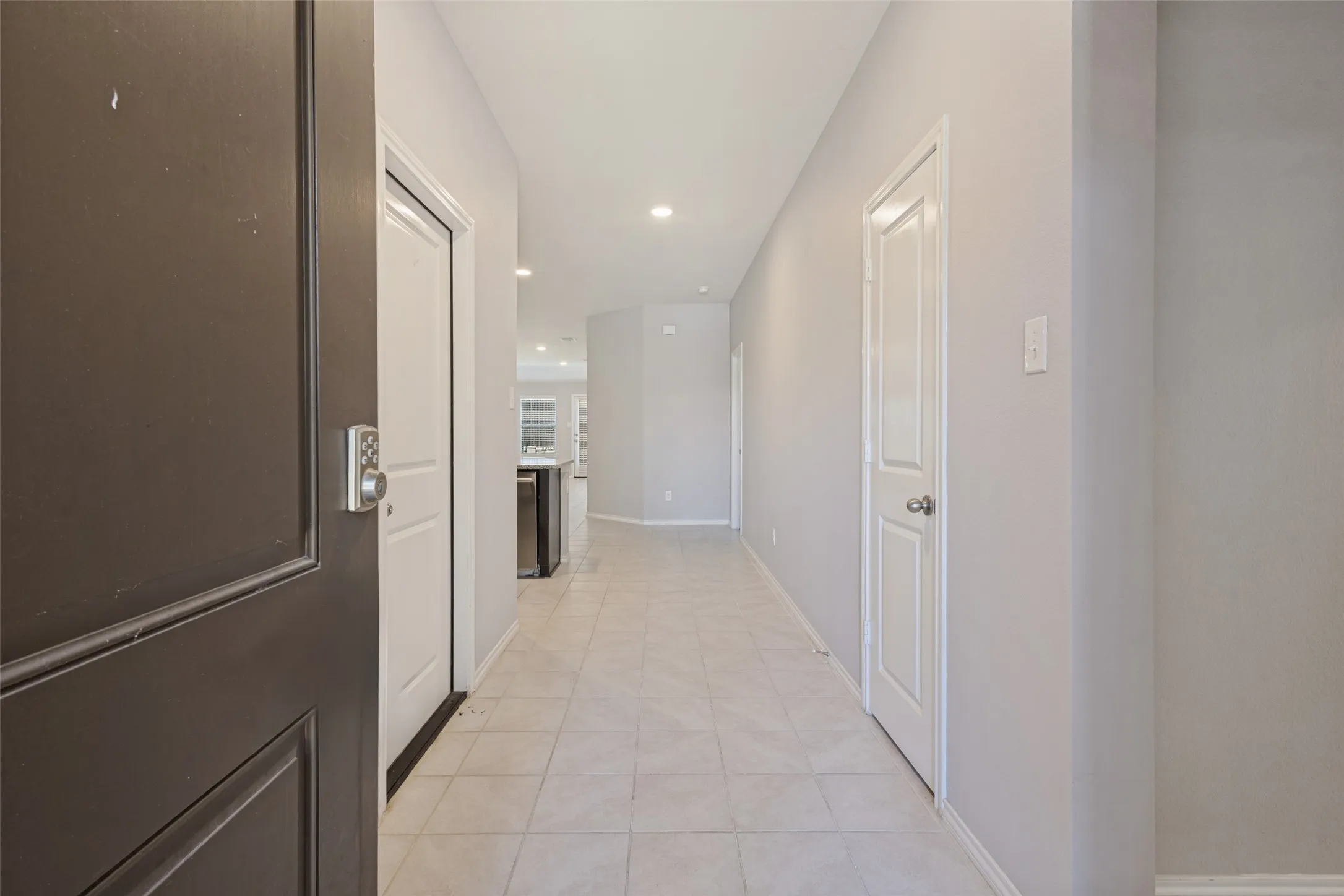Single Family Residence For Sale in Collin County , 1113 Meadow Side Drive, Princeton, Texas 75407, 4 Bedroom, 2 Bathroom, 2 Garage spaces, 2,080 Sqft, built in 2018, mls#21404650, Real Estate Agent in Princeton, Homes For Sale in Collin county, Homes For Sale in Princeton, Realtor in Princeton Texas, Real Estate Brokerage Independent Realty Texas, Luminita Cordes Realtor