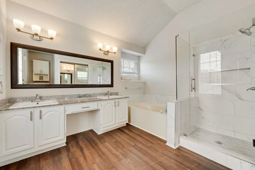 Single Family Residence For Sale in Dallas County , 2001 Village Creek Drive, Garland, Texas 75040, 3 Bedroom, 3 Bathroom, 2 Garage spaces, 1,934 Sqft, built in 1987, mls#21404705, Real Estate Agent in Garland, Homes For Sale in Dallas county, Homes For Sale in Garland, Realtor in Garland Texas, Real Estate Brokerage Independent Realty Texas, Luminita Cordes Realtor
