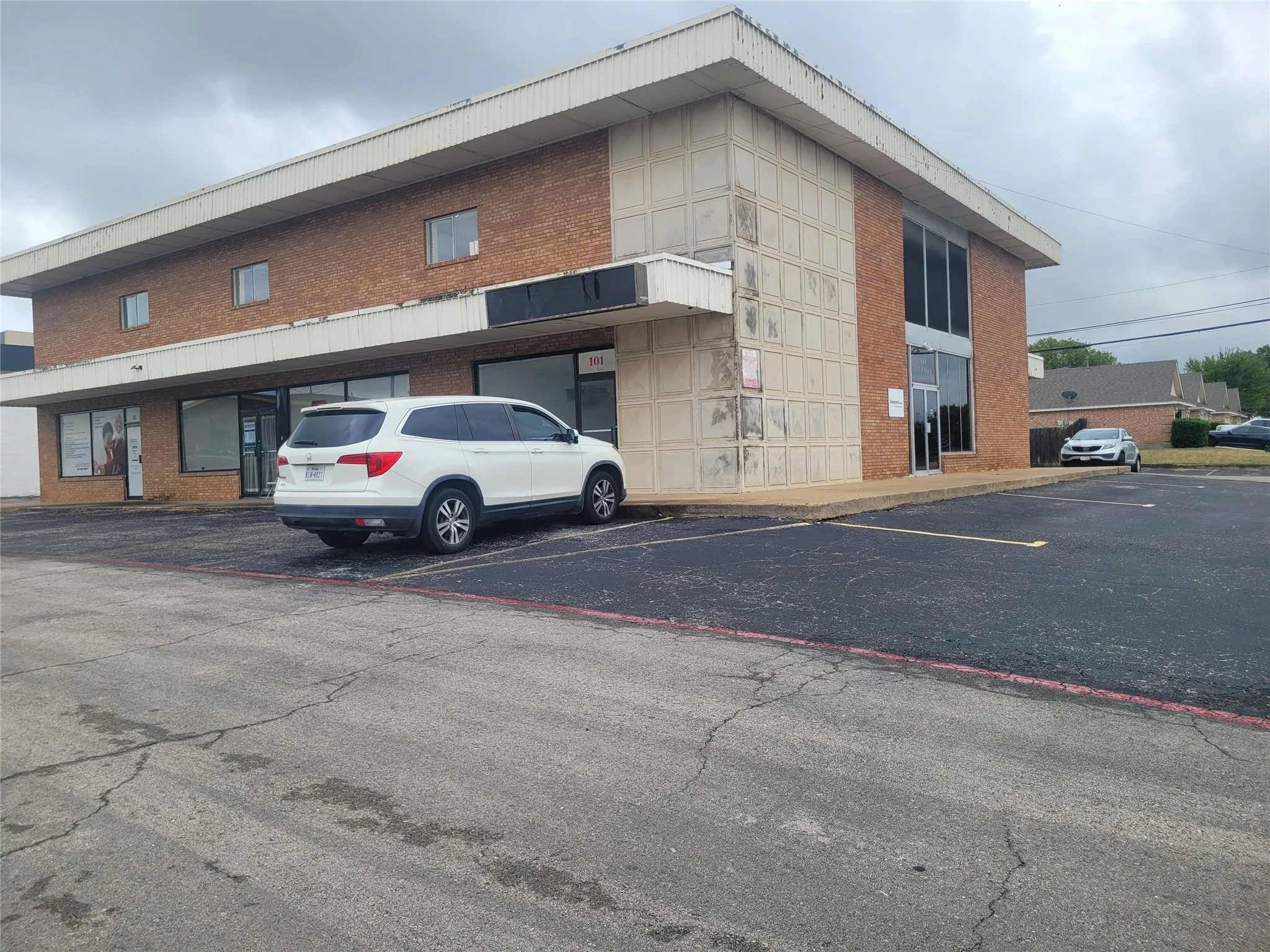 Office For Sale in Tarrant County , 1244 Karla Drive, Hurst, Texas 76053, 0, 0, Garage spaces, 0 Sqft, built in 1962, mls#21395668, Real Estate Agent in Hurst, Homes For Sale in Tarrant county, Homes For Sale in Hurst, Realtor in Hurst Texas, Real Estate Brokerage Independent Realty Texas, Luminita Cordes Realtor