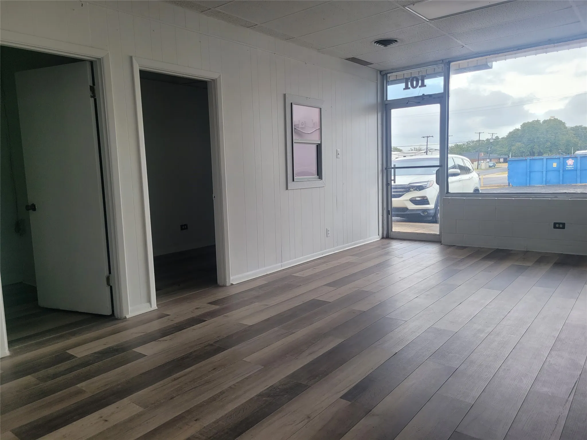 Office For Sale in Tarrant County , 1244 Karla Drive, Hurst, Texas 76053, 0, 0, Garage spaces, 0 Sqft, built in 1962, mls#21395668, Real Estate Agent in Hurst, Homes For Sale in Tarrant county, Homes For Sale in Hurst, Realtor in Hurst Texas, Real Estate Brokerage Independent Realty Texas, Luminita Cordes Realtor