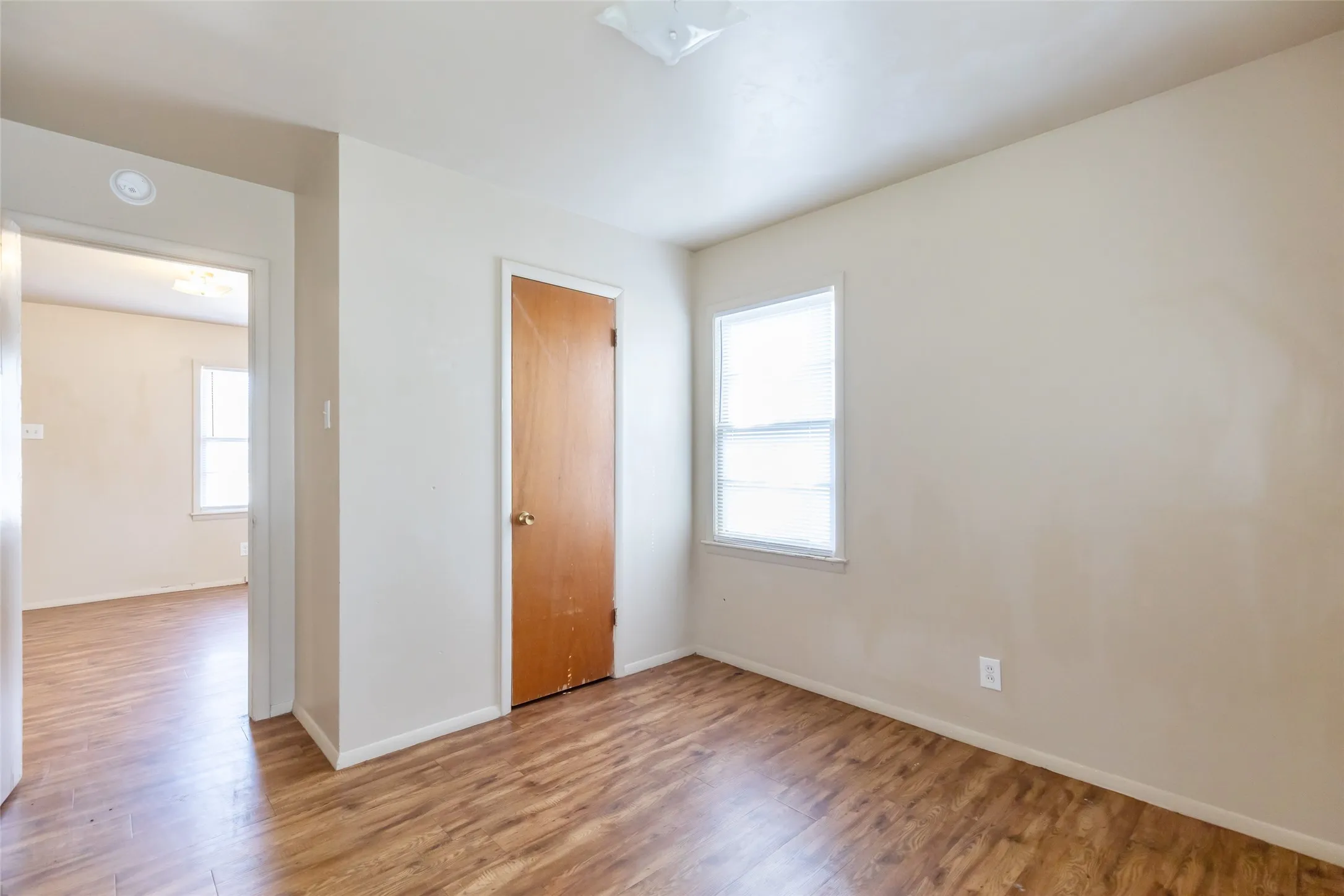 Single Family Residence For Rent in Taylor County , 2809 S 27th Street, Abilene, Texas 79605, 3 Bedroom, 1 Bathroom, 1 Garage spaces, 864 Sqft, built in 1959, mls#21402117, Real Estate Agent in Abilene, Homes For Rent in Taylor county, Homes For Rent in Abilene, Realtor in Abilene Texas, Real Estate Brokerage Independent Realty Texas, Luminita Cordes Realtor