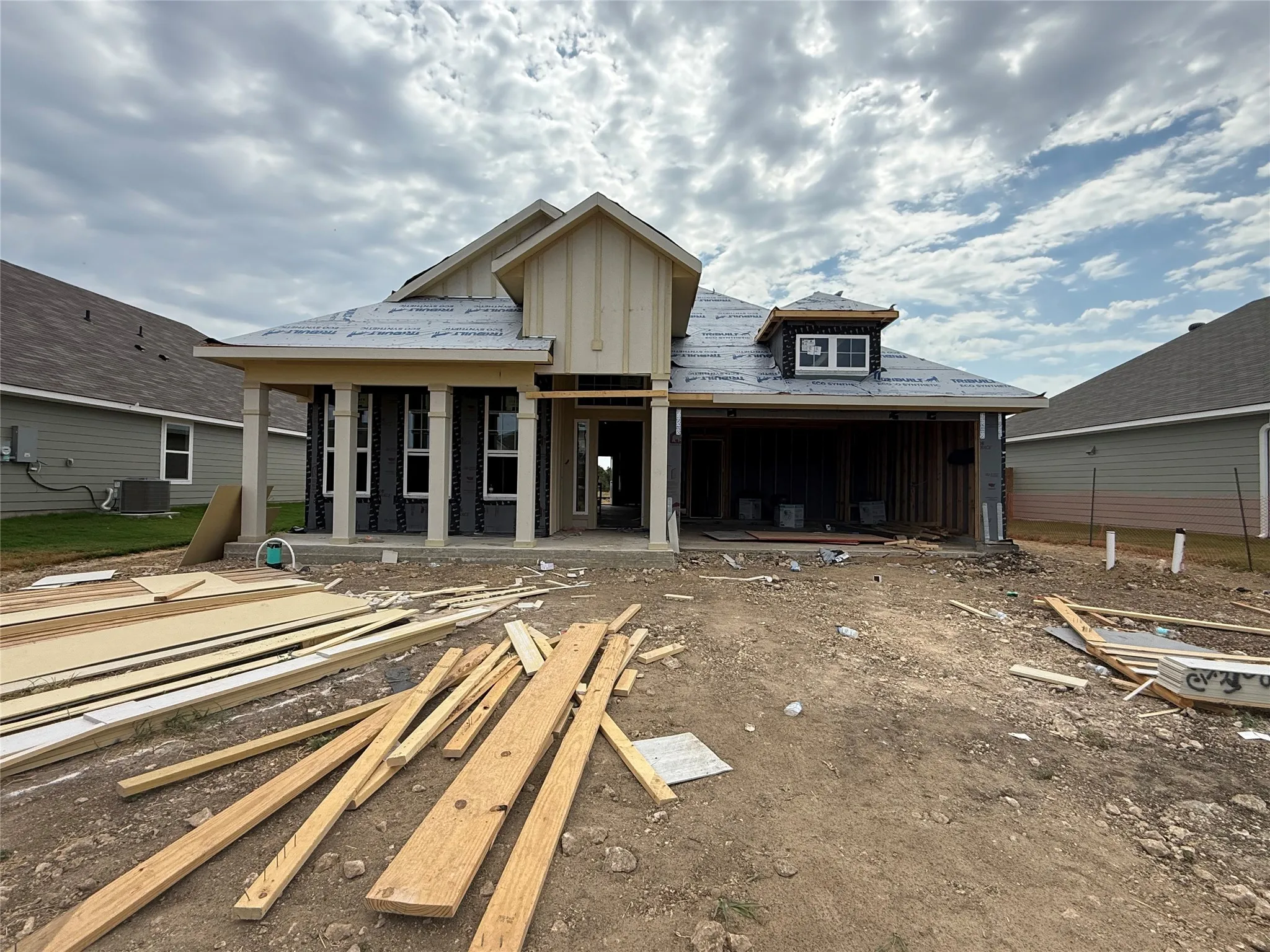 Single Family Residence For Sale in Mc Lennan County , 108 Jenjira Way, Mc Gregor, Texas 76657, 3 Bedroom, 2 Bathroom, 2 Garage spaces, 1,841 Sqft, built in 2026, mls#21404766, Real Estate Agent in Mc Gregor, Homes For Sale in Mc Lennan county, Homes For Sale in Mc Gregor, Realtor in Mc Gregor Texas, Real Estate Brokerage Independent Realty Texas, Luminita Cordes Realtor