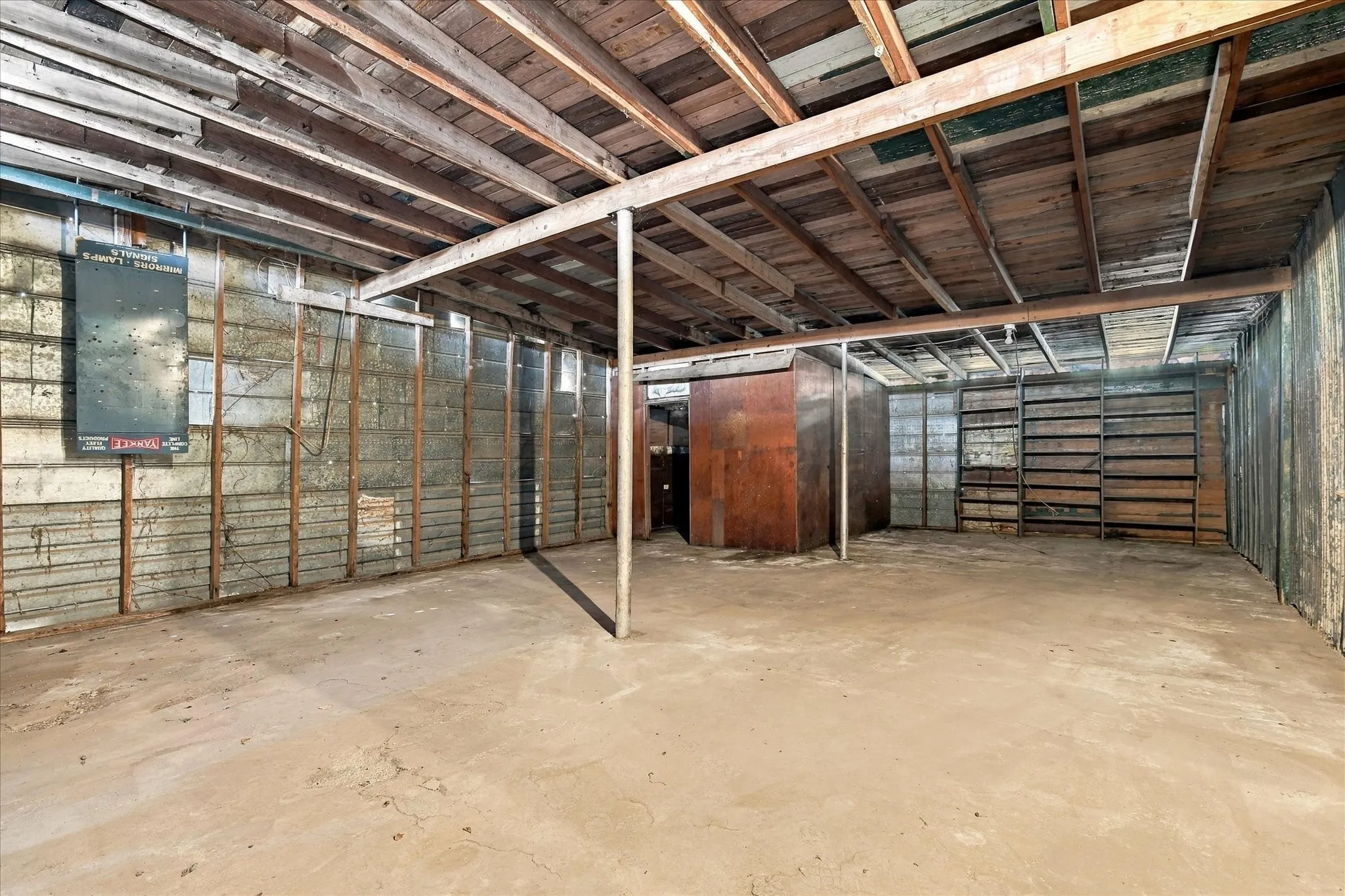 Industrial For Sale in Grayson County , 102 College Street, Whitesboro, Texas 76273, 0, 0, Garage spaces, 0 Sqft, built in 1955, mls#21404724, Real Estate Agent in Whitesboro, Homes For Sale in Grayson county, Homes For Sale in Whitesboro, Realtor in Whitesboro Texas, Real Estate Brokerage Independent Realty Texas, Luminita Cordes Realtor