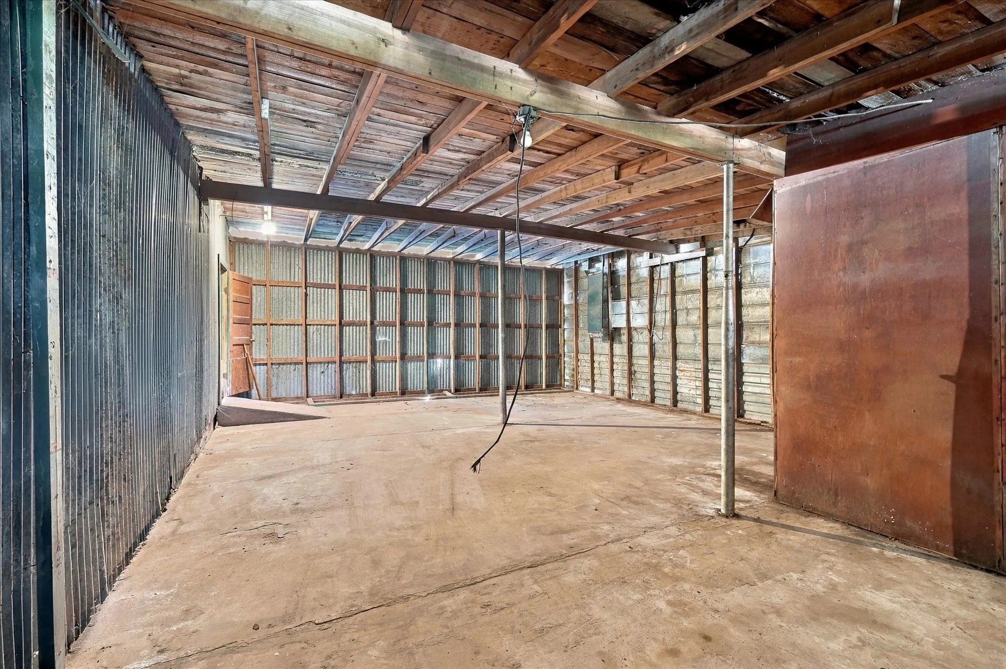 Industrial For Sale in Grayson County , 102 College Street, Whitesboro, Texas 76273, 0, 0, Garage spaces, 0 Sqft, built in 1955, mls#21404724, Real Estate Agent in Whitesboro, Homes For Sale in Grayson county, Homes For Sale in Whitesboro, Realtor in Whitesboro Texas, Real Estate Brokerage Independent Realty Texas, Luminita Cordes Realtor