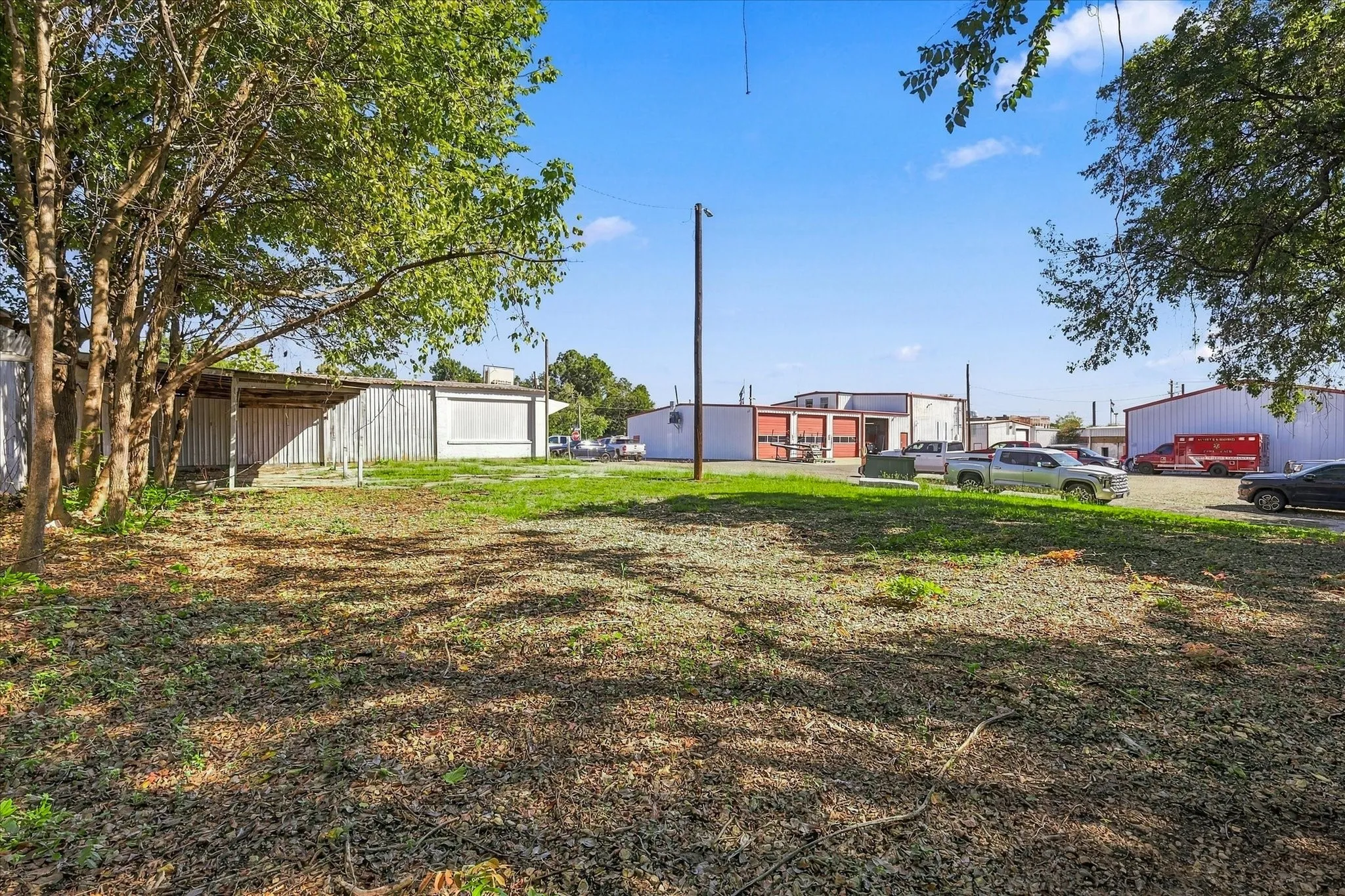 Industrial For Sale in Grayson County , 102 College Street, Whitesboro, Texas 76273, 0, 0, Garage spaces, 0 Sqft, built in 1955, mls#21404724, Real Estate Agent in Whitesboro, Homes For Sale in Grayson county, Homes For Sale in Whitesboro, Realtor in Whitesboro Texas, Real Estate Brokerage Independent Realty Texas, Luminita Cordes Realtor