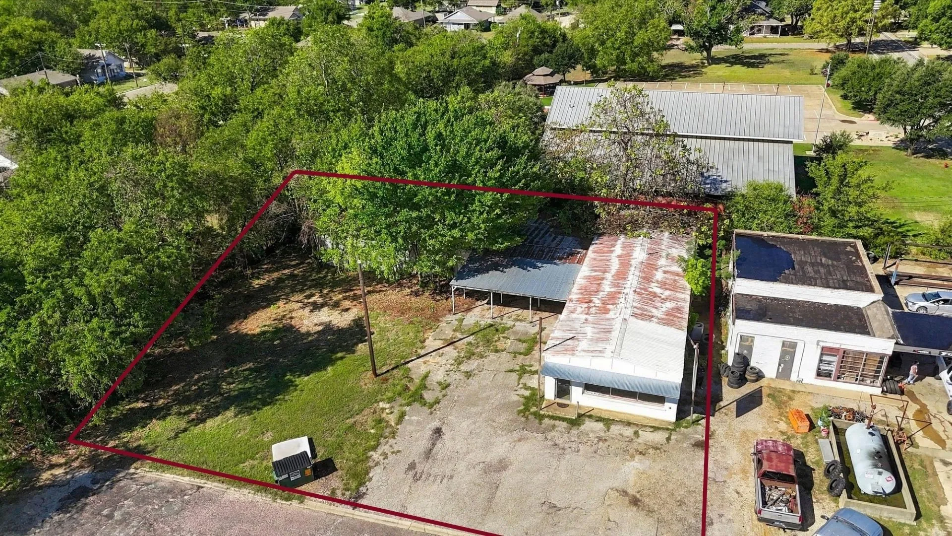 Industrial For Sale in Grayson County , 102 College Street, Whitesboro, Texas 76273, 0, 0, Garage spaces, 0 Sqft, built in 1955, mls#21404724, Real Estate Agent in Whitesboro, Homes For Sale in Grayson county, Homes For Sale in Whitesboro, Realtor in Whitesboro Texas, Real Estate Brokerage Independent Realty Texas, Luminita Cordes Realtor