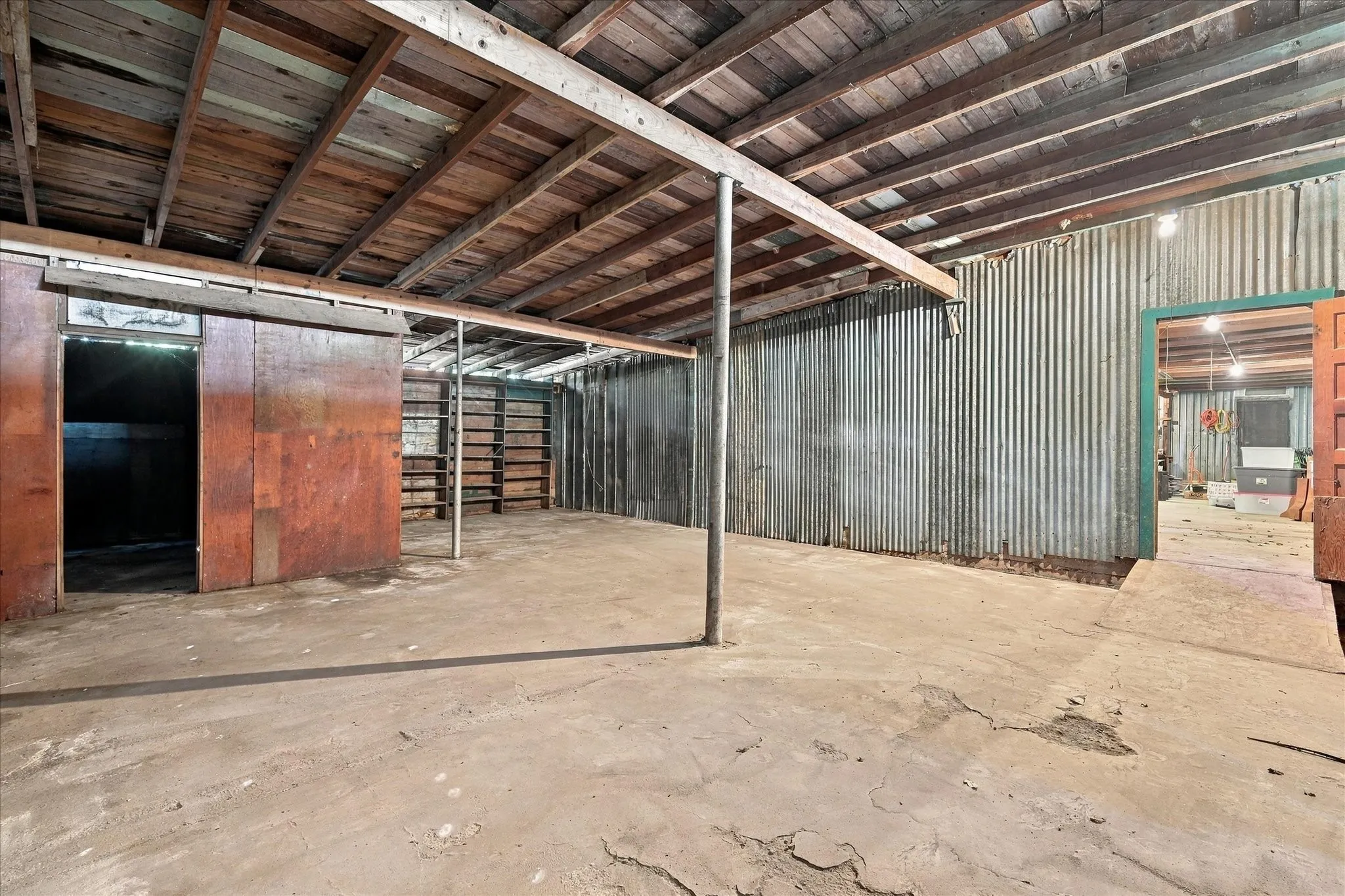 Industrial For Sale in Grayson County , 102 College Street, Whitesboro, Texas 76273, 0, 0, Garage spaces, 0 Sqft, built in 1955, mls#21404724, Real Estate Agent in Whitesboro, Homes For Sale in Grayson county, Homes For Sale in Whitesboro, Realtor in Whitesboro Texas, Real Estate Brokerage Independent Realty Texas, Luminita Cordes Realtor