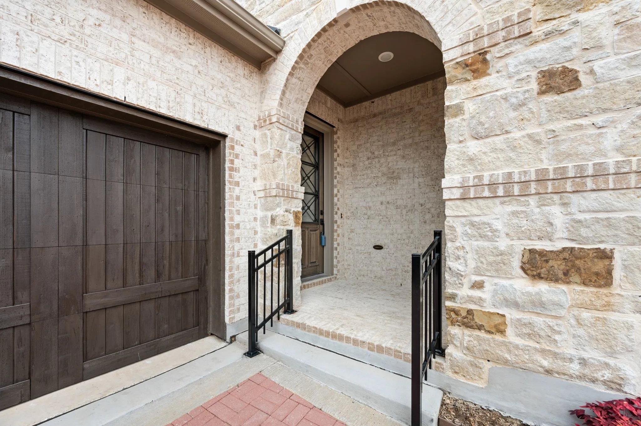 Single Family Residence For Sale in Tarrant County , 4821 Forest Crest Parkway, Arlington, Texas 76005, 2 Bedroom, 2 Bathroom, 2 Garage spaces, 1,884 Sqft, built in 2024, mls#21404757, Real Estate Agent in Arlington, Homes For Sale in Tarrant county, Homes For Sale in Arlington, Realtor in Arlington Texas, Real Estate Brokerage Independent Realty Texas, Luminita Cordes Realtor