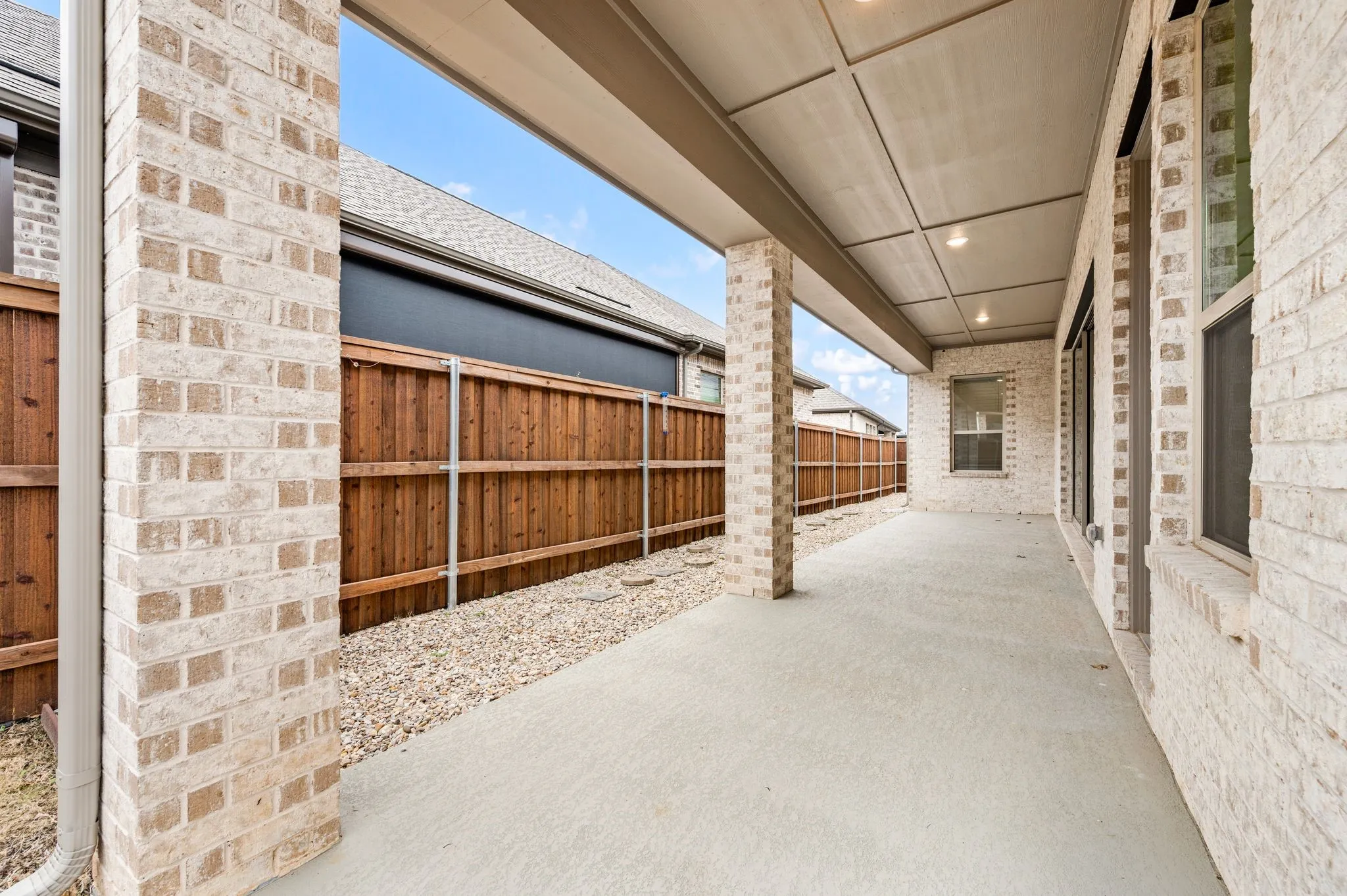 Single Family Residence For Sale in Tarrant County , 4821 Forest Crest Parkway, Arlington, Texas 76005, 2 Bedroom, 2 Bathroom, 2 Garage spaces, 1,884 Sqft, built in 2024, mls#21404757, Real Estate Agent in Arlington, Homes For Sale in Tarrant county, Homes For Sale in Arlington, Realtor in Arlington Texas, Real Estate Brokerage Independent Realty Texas, Luminita Cordes Realtor
