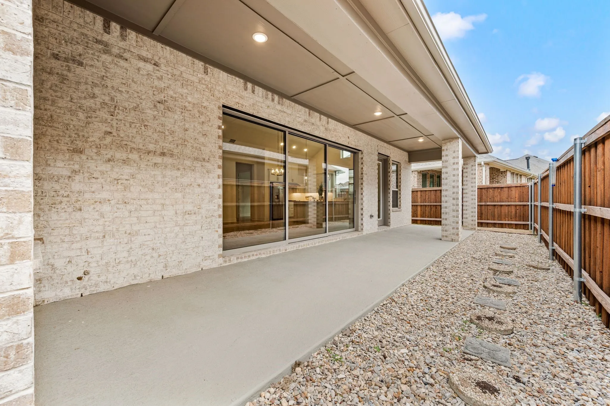 Single Family Residence For Sale in Tarrant County , 4821 Forest Crest Parkway, Arlington, Texas 76005, 2 Bedroom, 2 Bathroom, 2 Garage spaces, 1,884 Sqft, built in 2024, mls#21404757, Real Estate Agent in Arlington, Homes For Sale in Tarrant county, Homes For Sale in Arlington, Realtor in Arlington Texas, Real Estate Brokerage Independent Realty Texas, Luminita Cordes Realtor