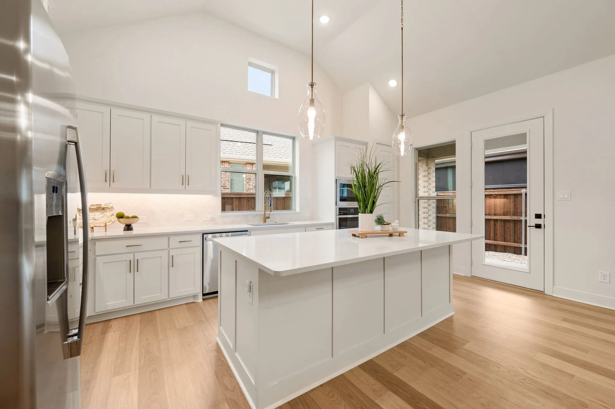 Single Family Residence For Sale in Tarrant County , 4821 Forest Crest Parkway, Arlington, Texas 76005, 2 Bedroom, 2 Bathroom, 2 Garage spaces, 1,884 Sqft, built in 2024, mls#21404757, Real Estate Agent in Arlington, Homes For Sale in Tarrant county, Homes For Sale in Arlington, Realtor in Arlington Texas, Real Estate Brokerage Independent Realty Texas, Luminita Cordes Realtor