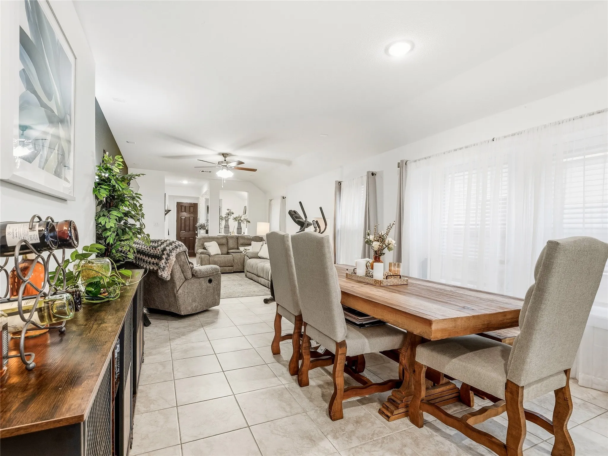 Single Family Residence For Rent in Kaufman County , 2403 Neff Lane, Forney, Texas 75126, 3 Bedroom, 2 Bathroom, 2 Garage spaces, 1,520 Sqft, built in 2021, mls#21404773, Real Estate Agent in Forney, Homes For Rent in Kaufman county, Homes For Rent in Forney, Realtor in Forney Texas, Real Estate Brokerage Independent Realty Texas, Luminita Cordes Realtor