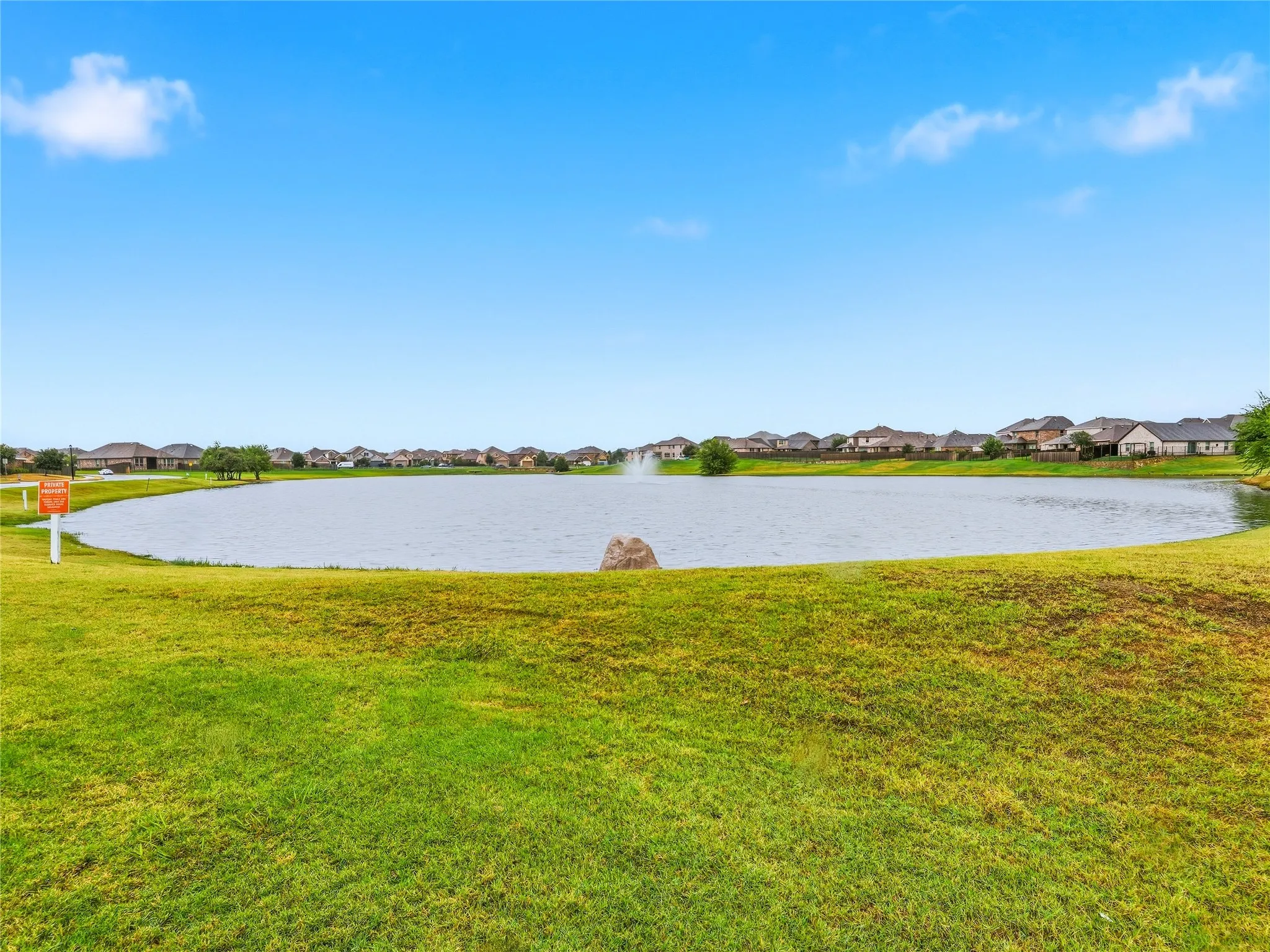 Single Family Residence For Rent in Kaufman County , 2403 Neff Lane, Forney, Texas 75126, 3 Bedroom, 2 Bathroom, 2 Garage spaces, 1,520 Sqft, built in 2021, mls#21404773, Real Estate Agent in Forney, Homes For Rent in Kaufman county, Homes For Rent in Forney, Realtor in Forney Texas, Real Estate Brokerage Independent Realty Texas, Luminita Cordes Realtor
