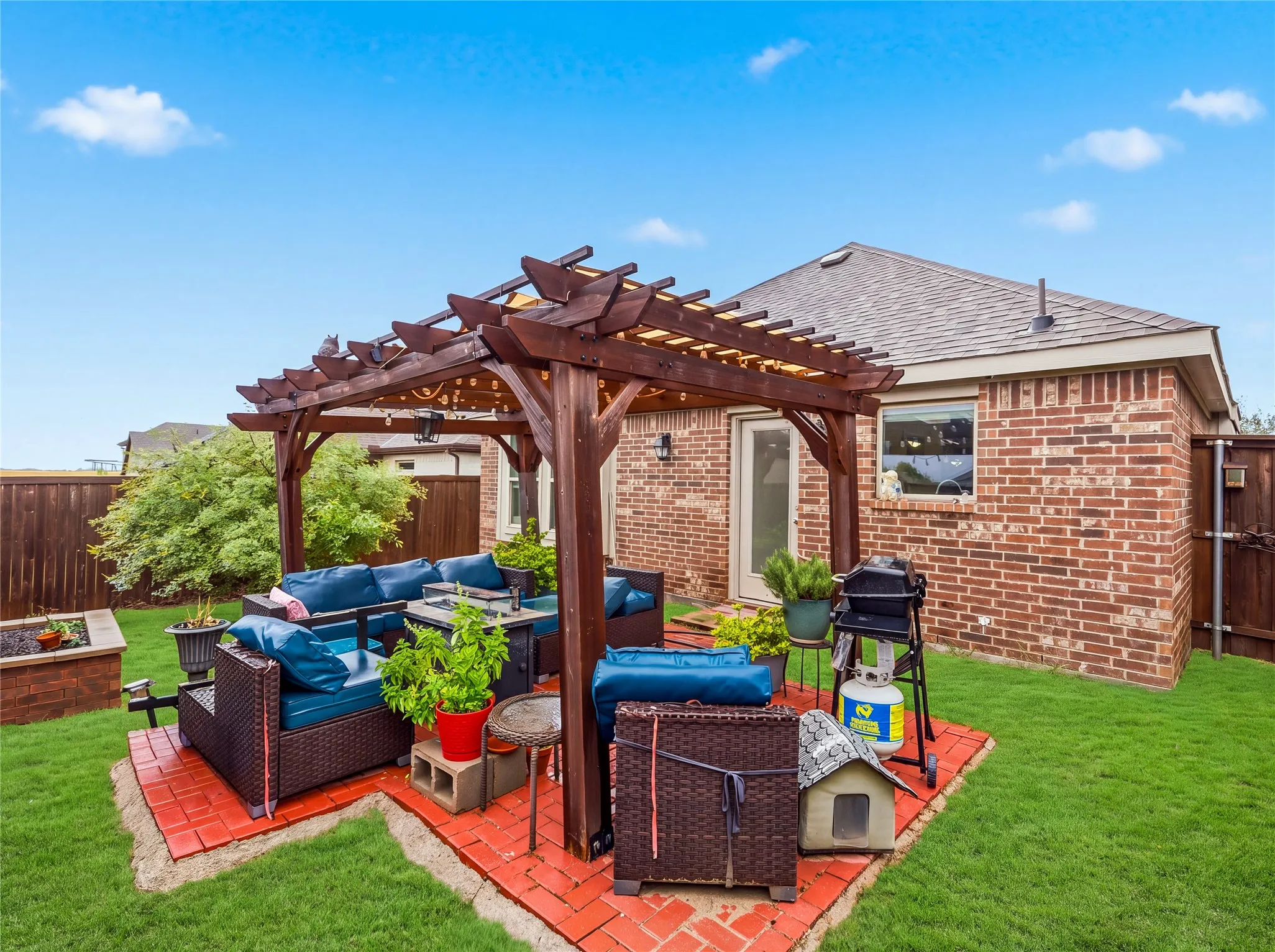 Single Family Residence For Rent in Kaufman County , 2403 Neff Lane, Forney, Texas 75126, 3 Bedroom, 2 Bathroom, 2 Garage spaces, 1,520 Sqft, built in 2021, mls#21404773, Real Estate Agent in Forney, Homes For Rent in Kaufman county, Homes For Rent in Forney, Realtor in Forney Texas, Real Estate Brokerage Independent Realty Texas, Luminita Cordes Realtor