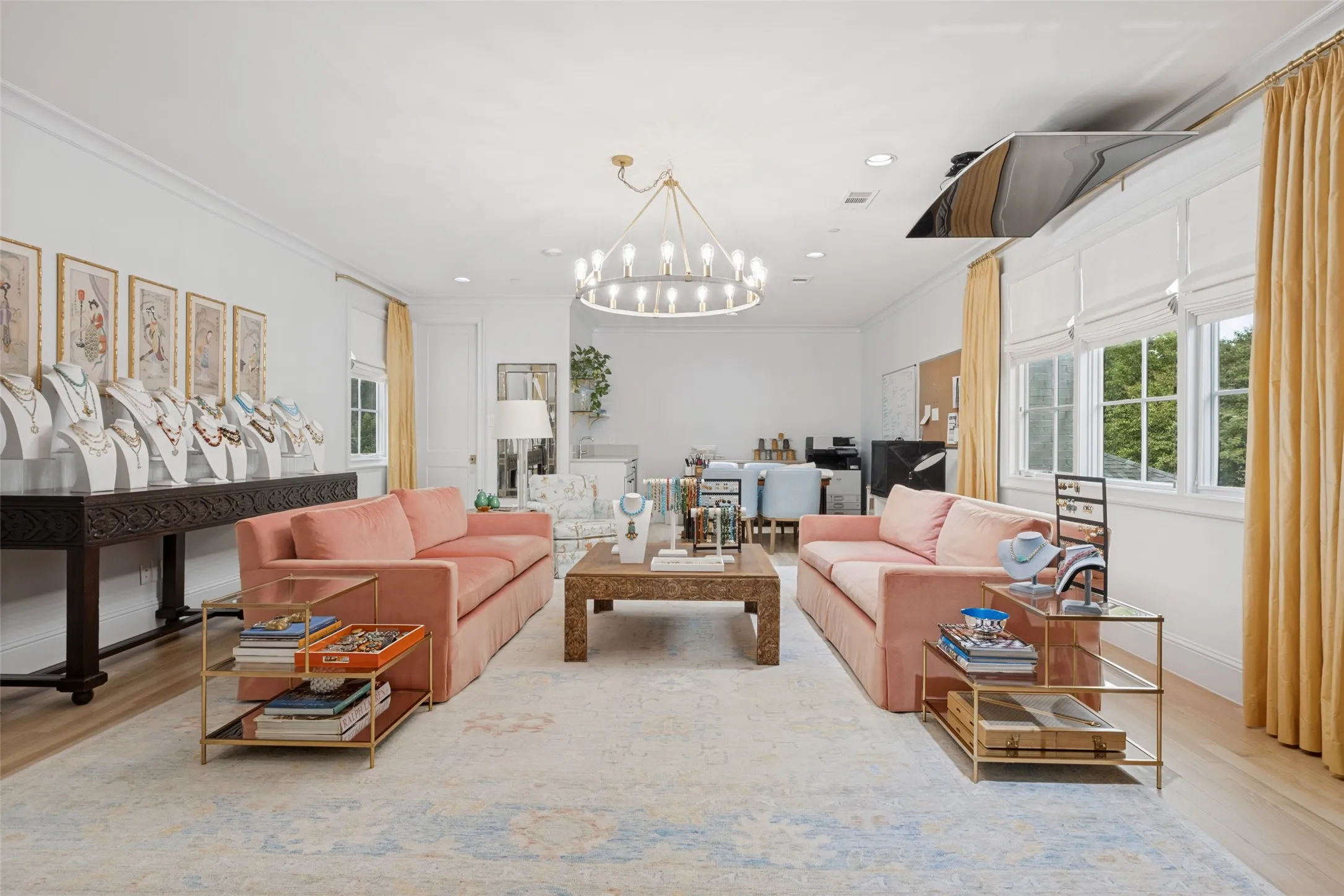 Single Family Residence For Sale in Dallas County , 4624 S Versailles Avenue, Highland Park, Texas 75209, 4 Bedroom, 4 Bathroom, 2 Garage spaces, 4,225 Sqft, built in 2019, mls#21399110, Real Estate Agent in Highland Park, Homes For Sale in Dallas county, Homes For Sale in Highland Park, Realtor in Highland Park Texas, Real Estate Brokerage Independent Realty Texas, Luminita Cordes Realtor