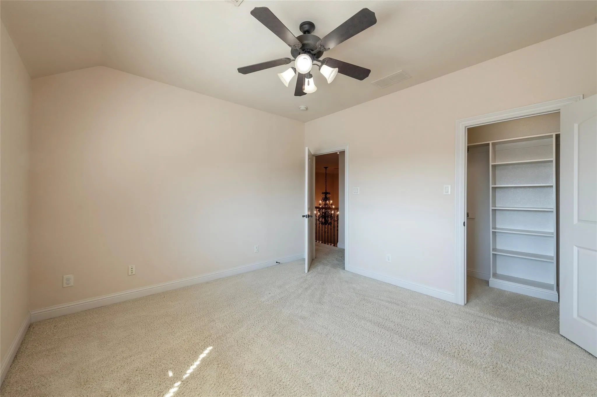 Single Family Residence For Rent in Collin County , 2709 White Dove Drive, Plano, Texas 75093, 4 Bedroom, 4 Bathroom, 2 Garage spaces, 3,390 Sqft, built in 2007, mls#21404782, Real Estate Agent in Plano, Homes For Rent in Collin county, Homes For Rent in Plano, Realtor in Plano Texas, Real Estate Brokerage Independent Realty Texas, Luminita Cordes Realtor
