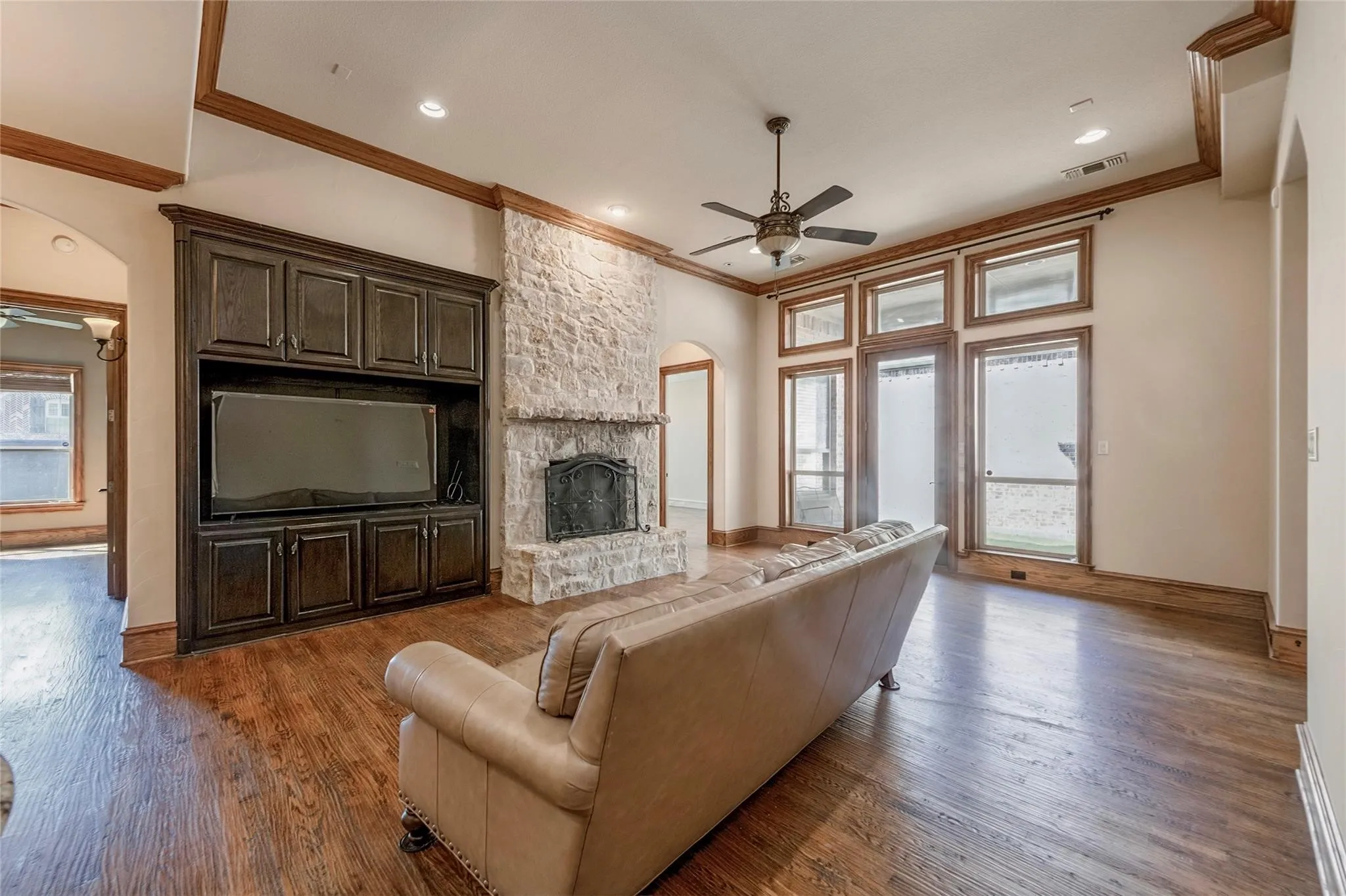 Single Family Residence For Rent in Collin County , 2709 White Dove Drive, Plano, Texas 75093, 4 Bedroom, 4 Bathroom, 2 Garage spaces, 3,390 Sqft, built in 2007, mls#21404782, Real Estate Agent in Plano, Homes For Rent in Collin county, Homes For Rent in Plano, Realtor in Plano Texas, Real Estate Brokerage Independent Realty Texas, Luminita Cordes Realtor