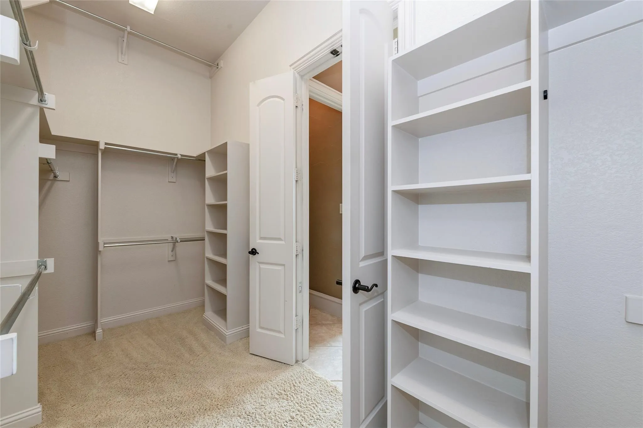 Single Family Residence For Rent in Collin County , 2709 White Dove Drive, Plano, Texas 75093, 4 Bedroom, 4 Bathroom, 2 Garage spaces, 3,390 Sqft, built in 2007, mls#21404782, Real Estate Agent in Plano, Homes For Rent in Collin county, Homes For Rent in Plano, Realtor in Plano Texas, Real Estate Brokerage Independent Realty Texas, Luminita Cordes Realtor