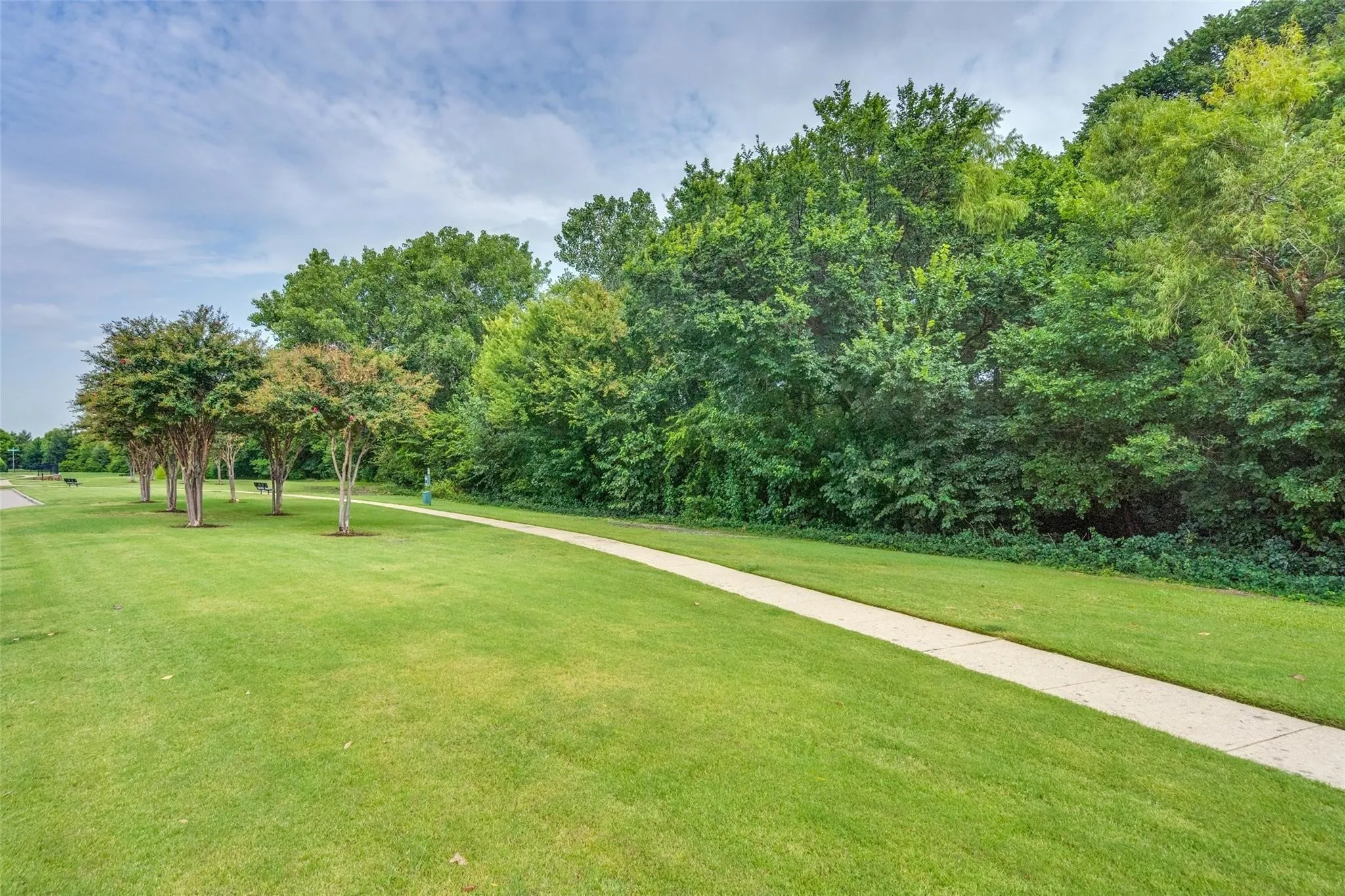 Single Family Residence For Rent in Collin County , 2709 White Dove Drive, Plano, Texas 75093, 4 Bedroom, 4 Bathroom, 2 Garage spaces, 3,390 Sqft, built in 2007, mls#21404782, Real Estate Agent in Plano, Homes For Rent in Collin county, Homes For Rent in Plano, Realtor in Plano Texas, Real Estate Brokerage Independent Realty Texas, Luminita Cordes Realtor