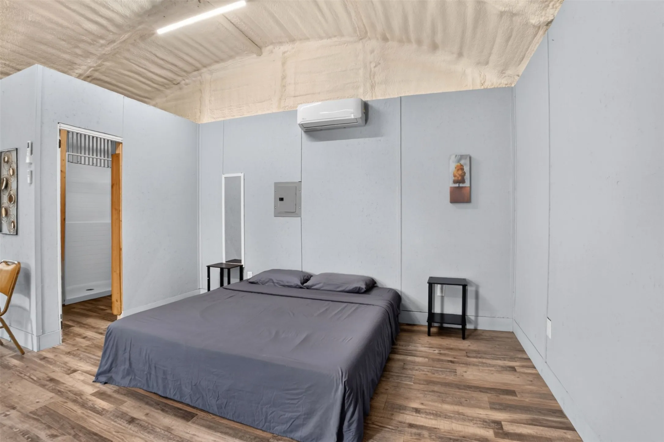 Single Family Residence For Sale in Harrison County , 102 Poplar Street, Marshall, Texas 75670, 3 Bedroom, 1 Bathroom, Garage spaces, 1,336 Sqft, built in 1900, mls#21404777, Real Estate Agent in Marshall, Homes For Sale in Harrison county, Homes For Sale in Marshall, Realtor in Marshall Texas, Real Estate Brokerage Independent Realty Texas, Luminita Cordes Realtor